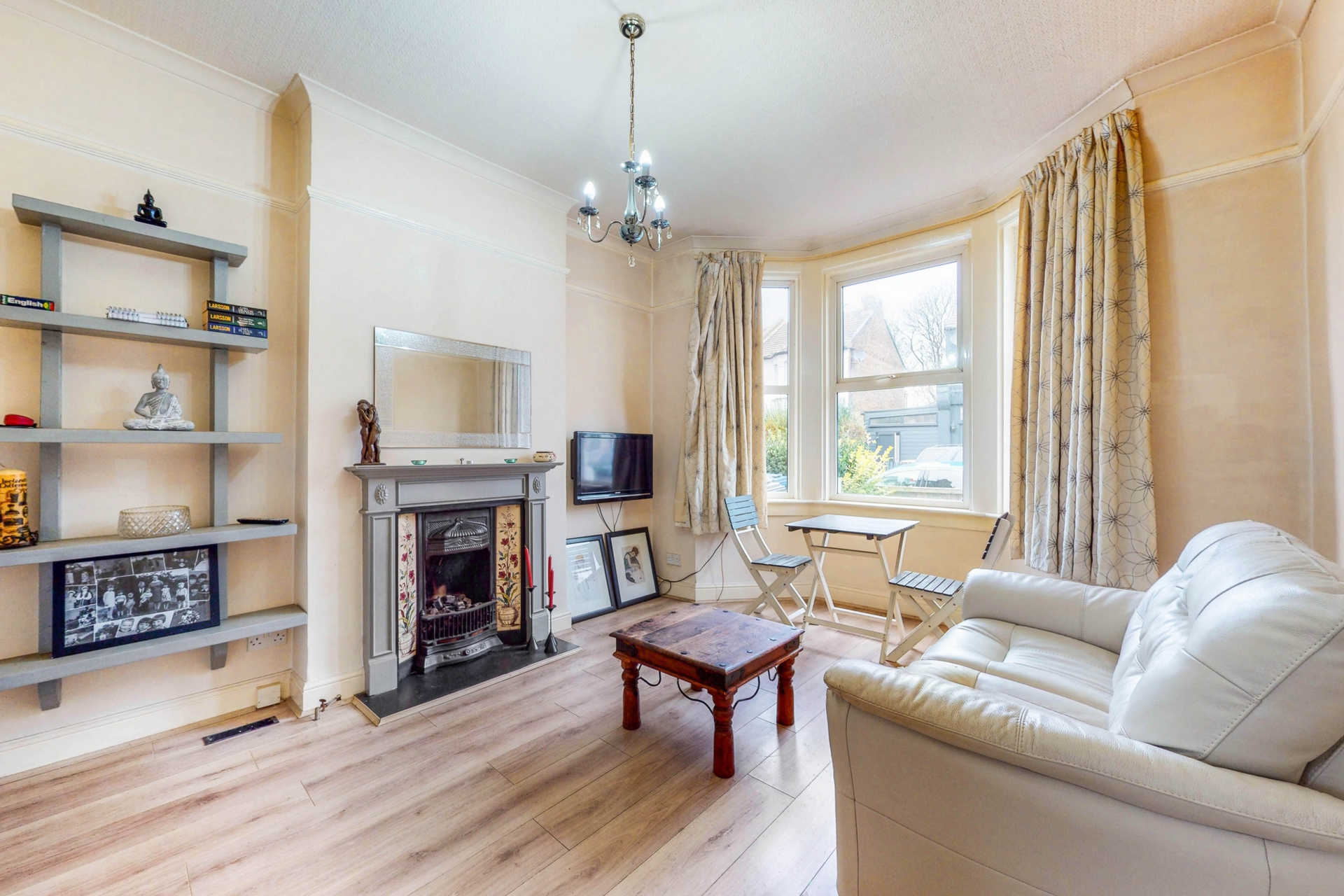 Property For Sale Oaklands Road, Hanwell, W7 1 Bedroom Apartment