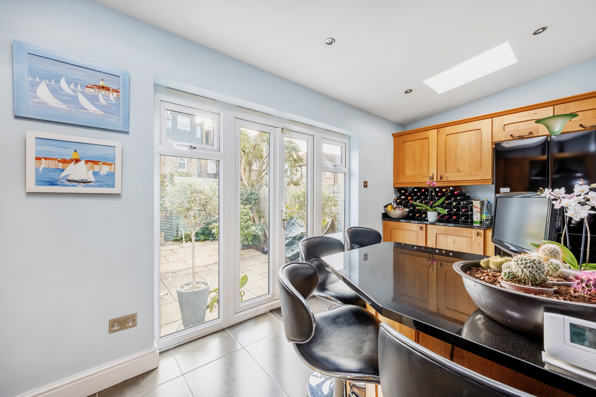 Property For Sale Deans Road, Hanwell, W7 4 Bedroom House through