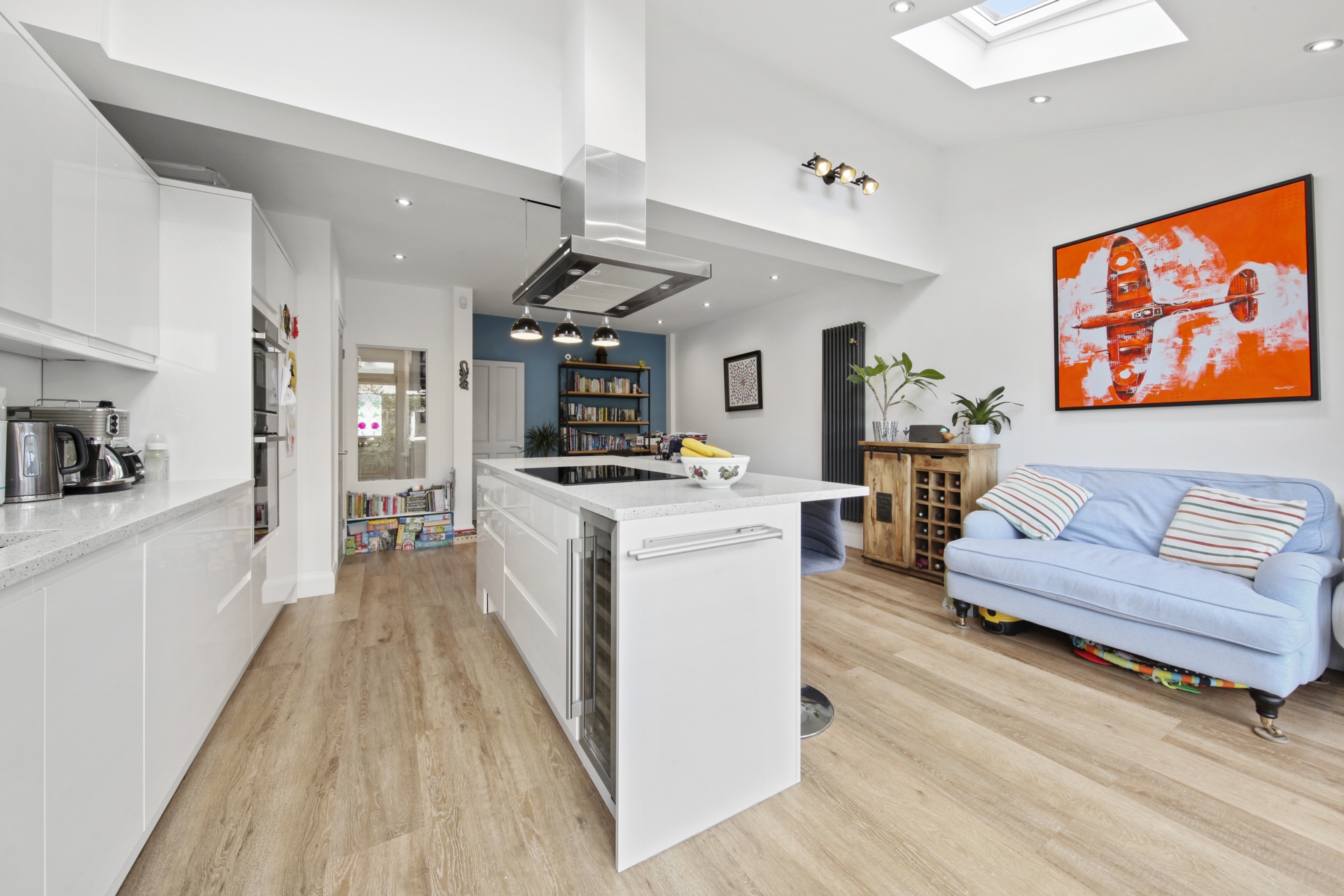 Property For Sale Montague Avenue, Hanwell, W7 3 Bedroom End Of