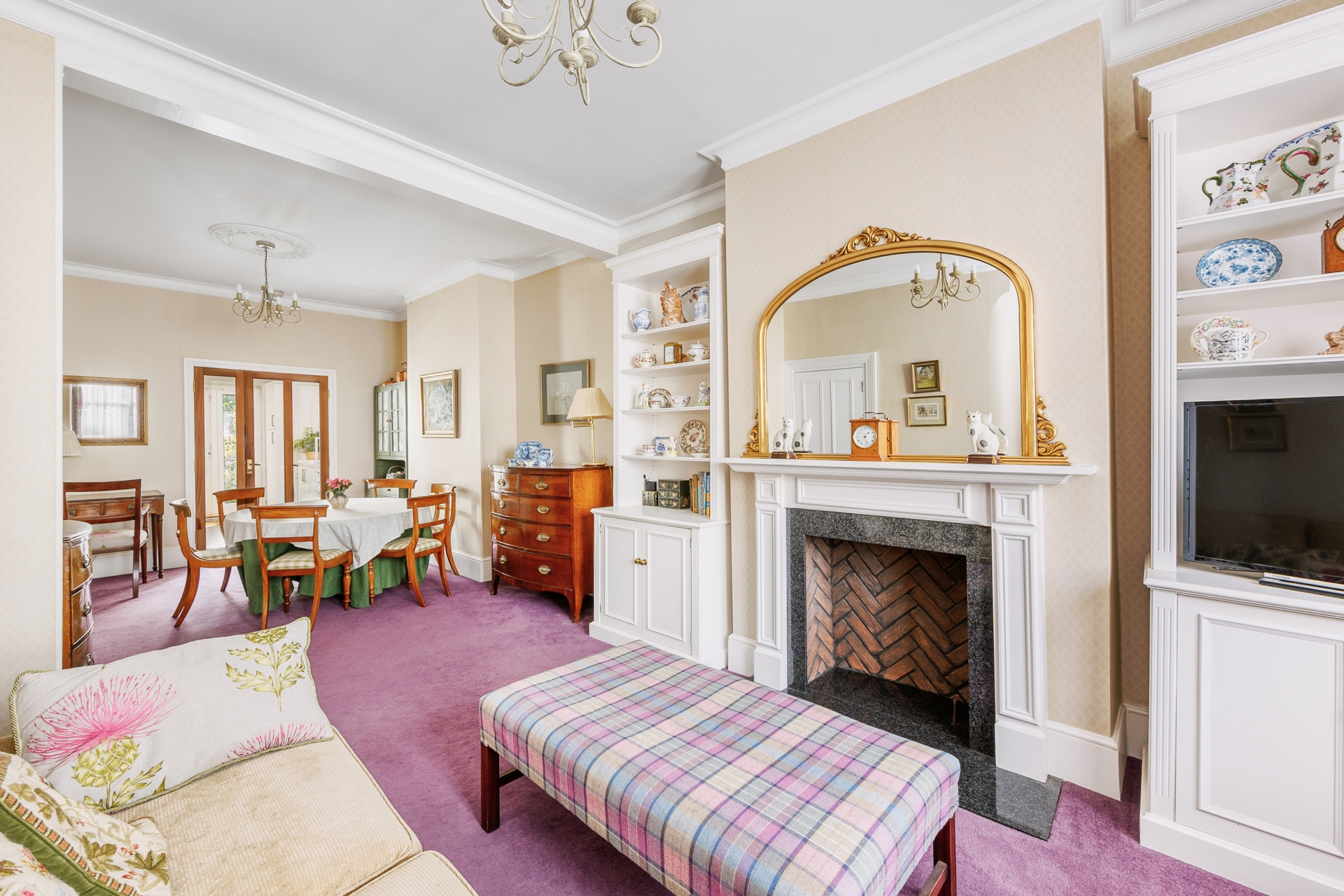 Property For Sale Lawn Gardens, Hanwell, W7 4 Bedroom House through