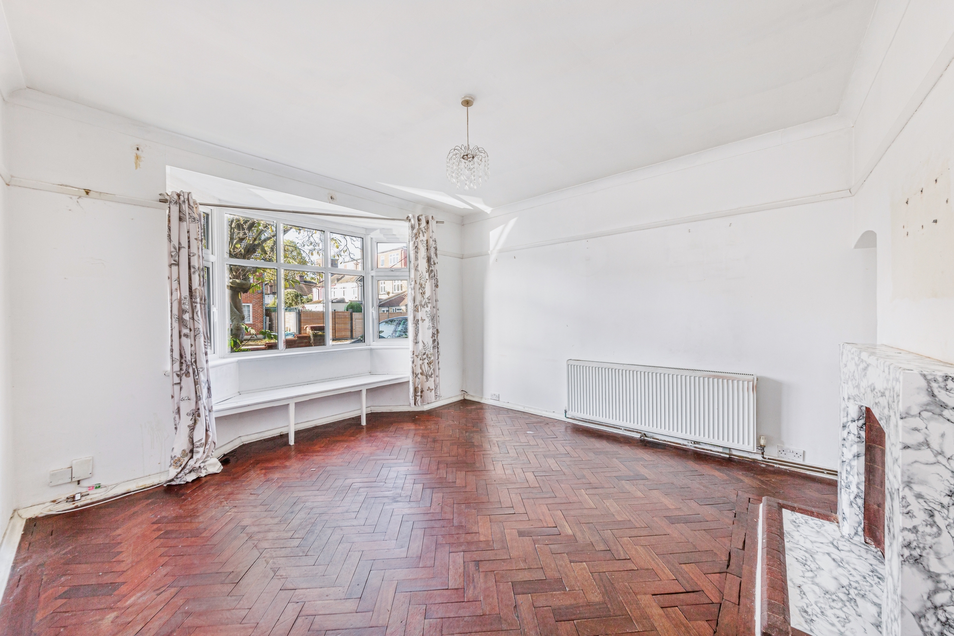 Property For Sale Cantley Road, Hanwell, W7 3 Bedroom Detached