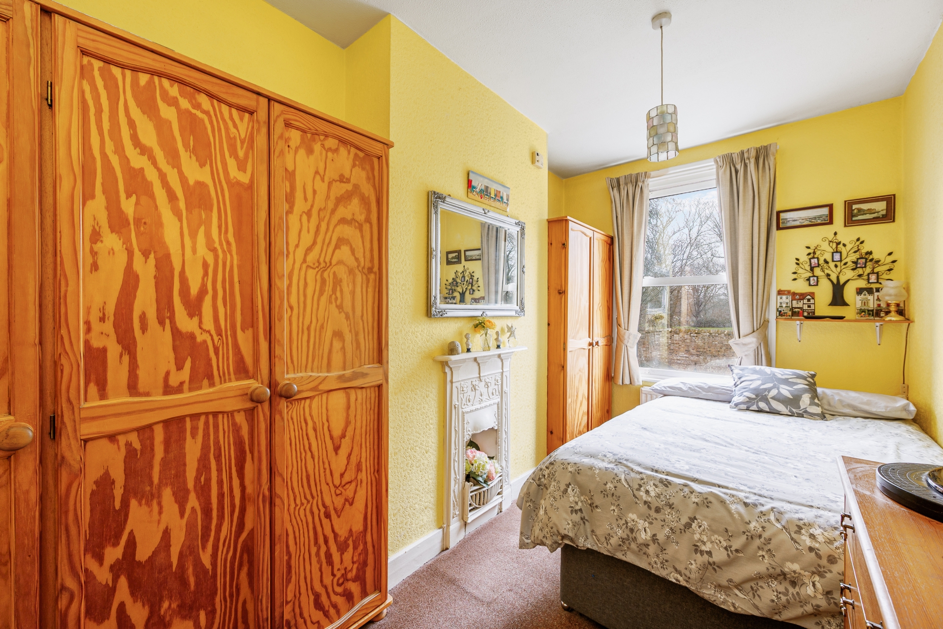 Property For Sale Deans Road, Hanwell, W7 3 Bedroom House through