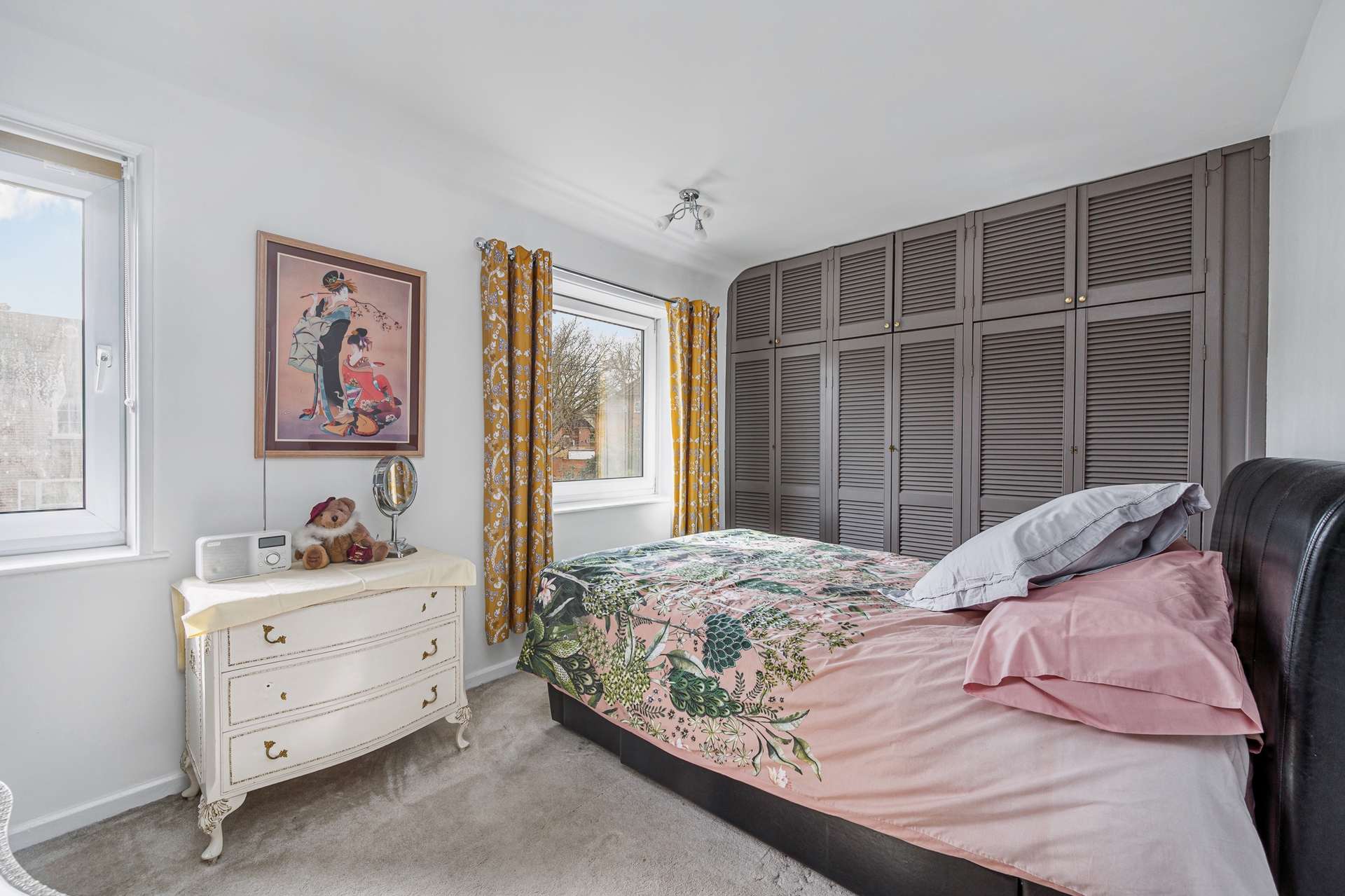 Property For Sale Westcott Crescent, Hanwell, W7 4 Bedroom Semi