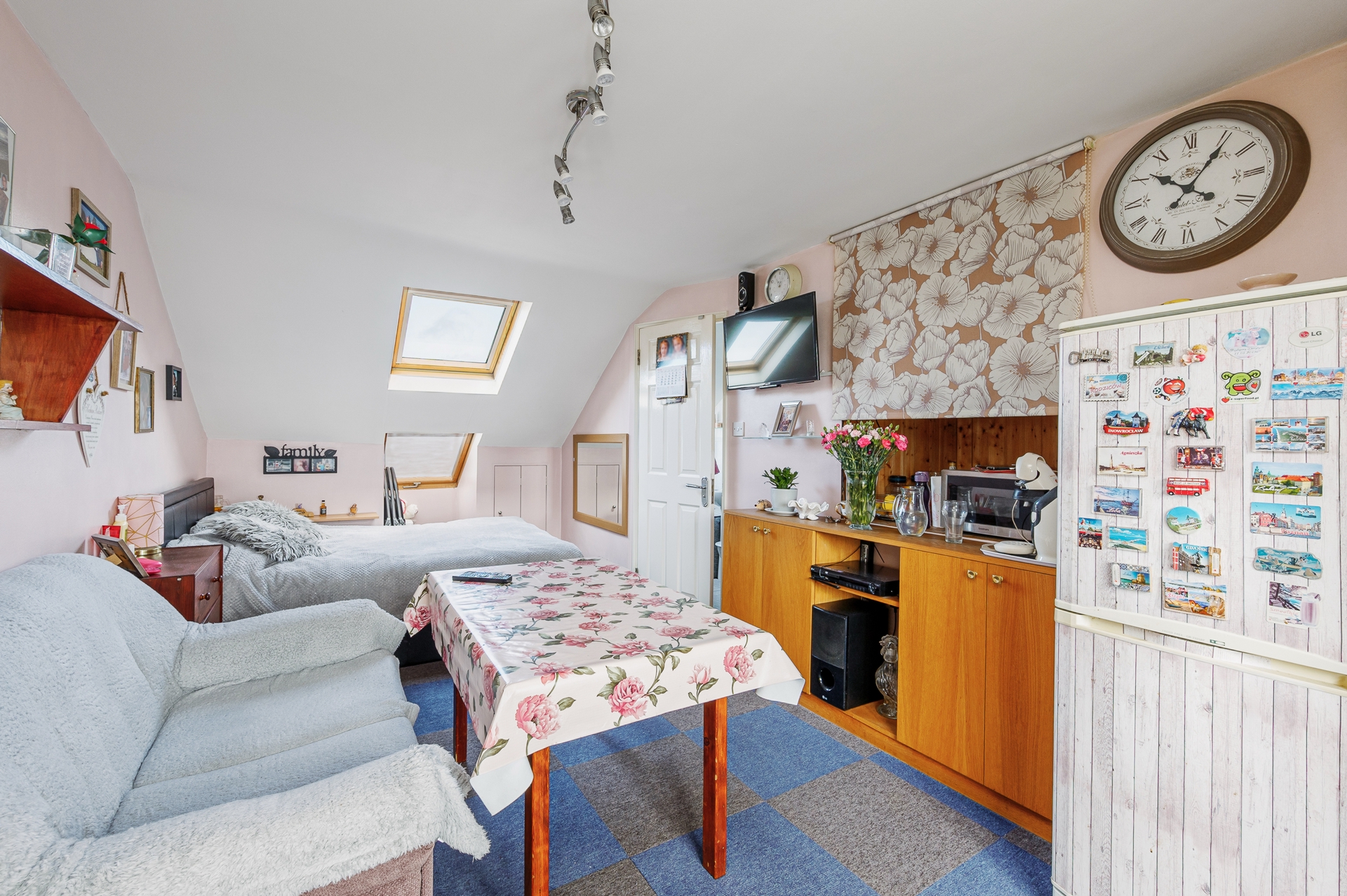 Property For Sale Studley Grange Road, Hanwell, W7 4 Bedroom House