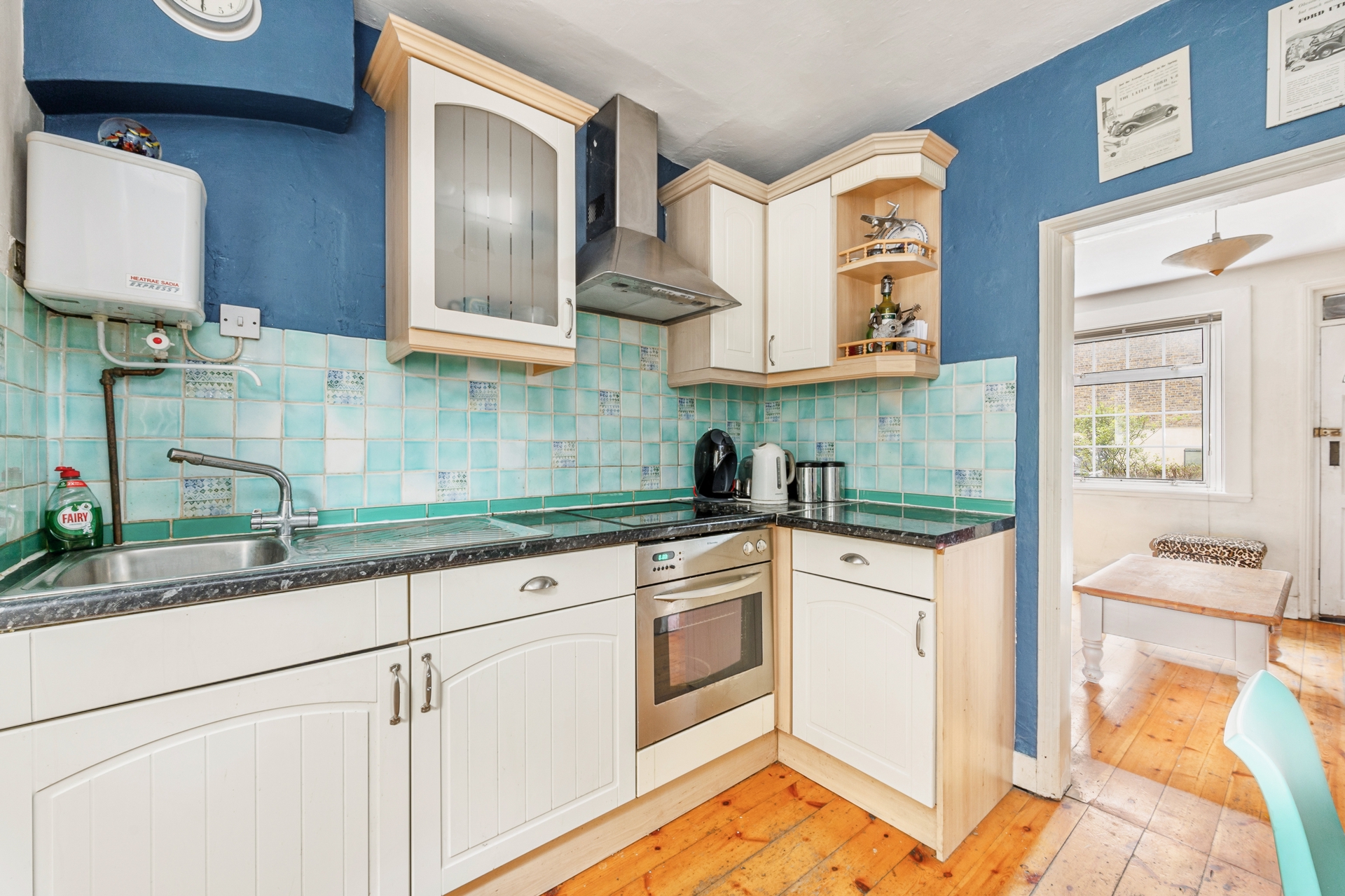 Property For Sale Wilmot Place, Hanwell, W7 2 Bedroom House through