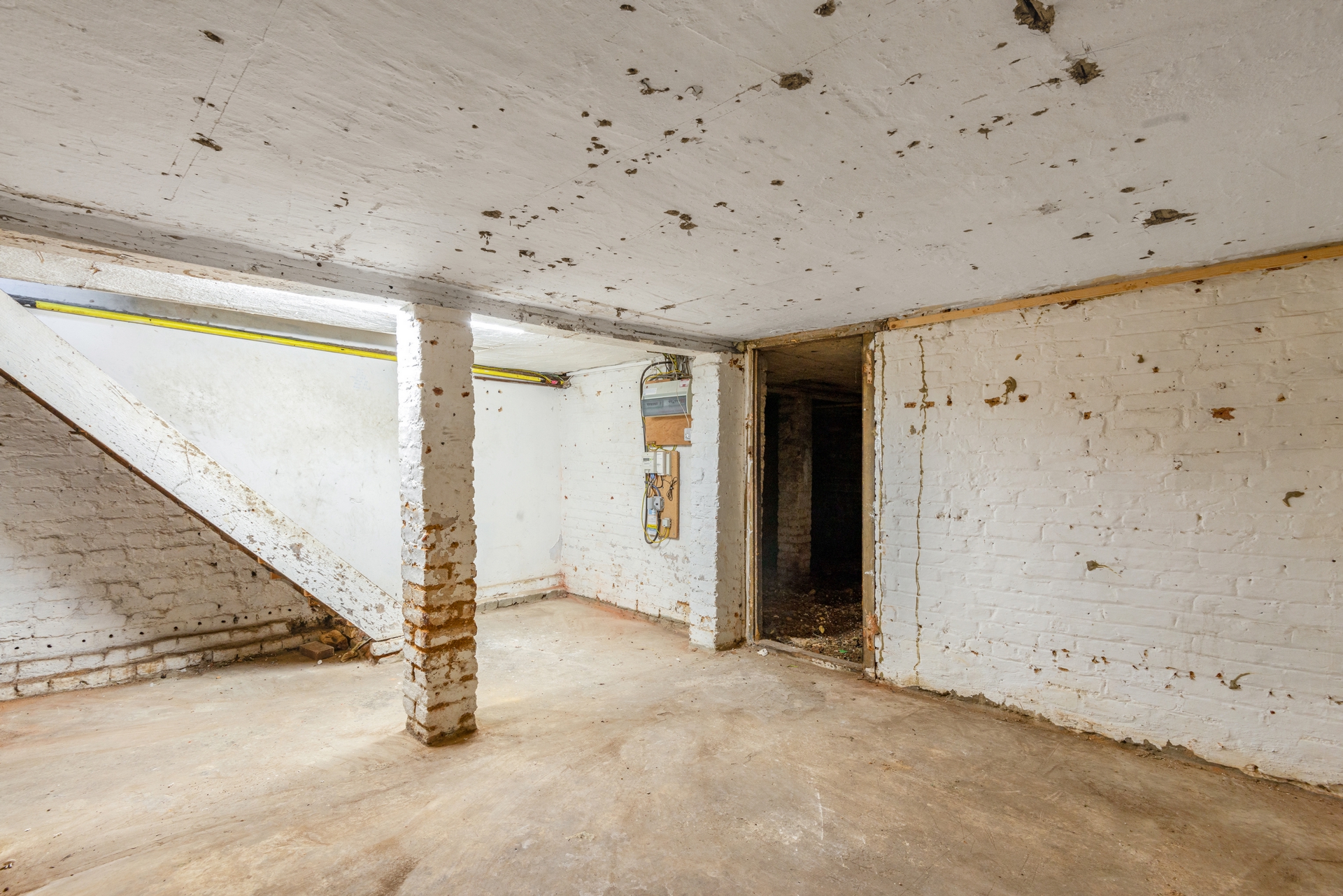 Property For Sale Osterley Park View Road, Hanwell, W7 3 Bedroom