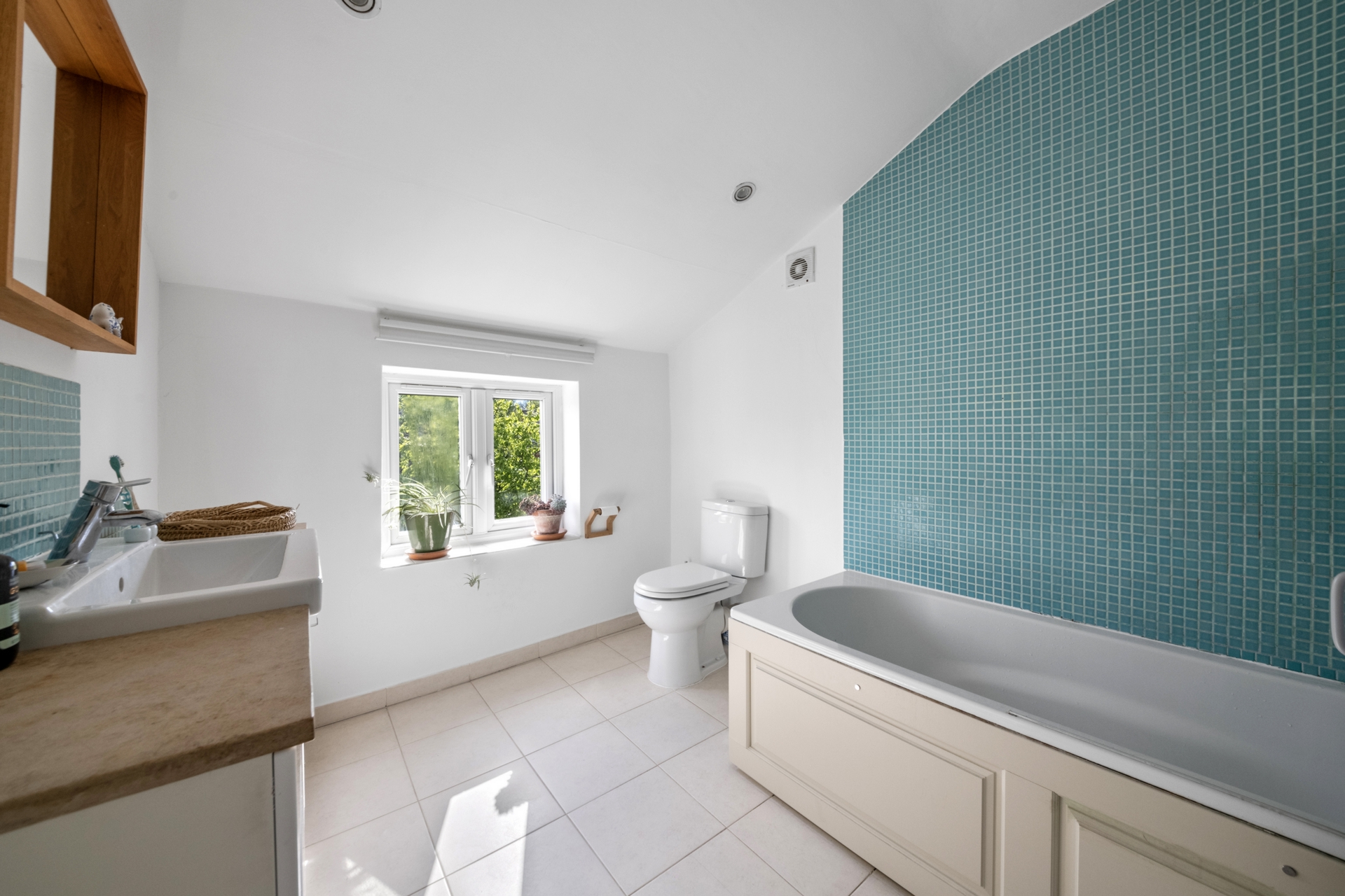 Property For Sale St Margarets Road, Hanwell, W7 2 Bedroom End Of