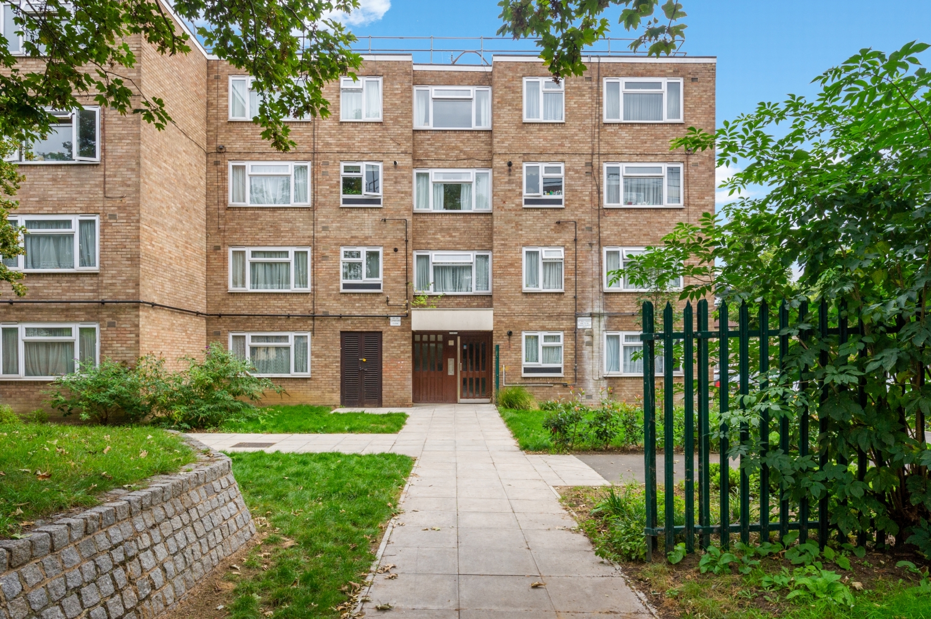 Lambourn Close Hanwell W7