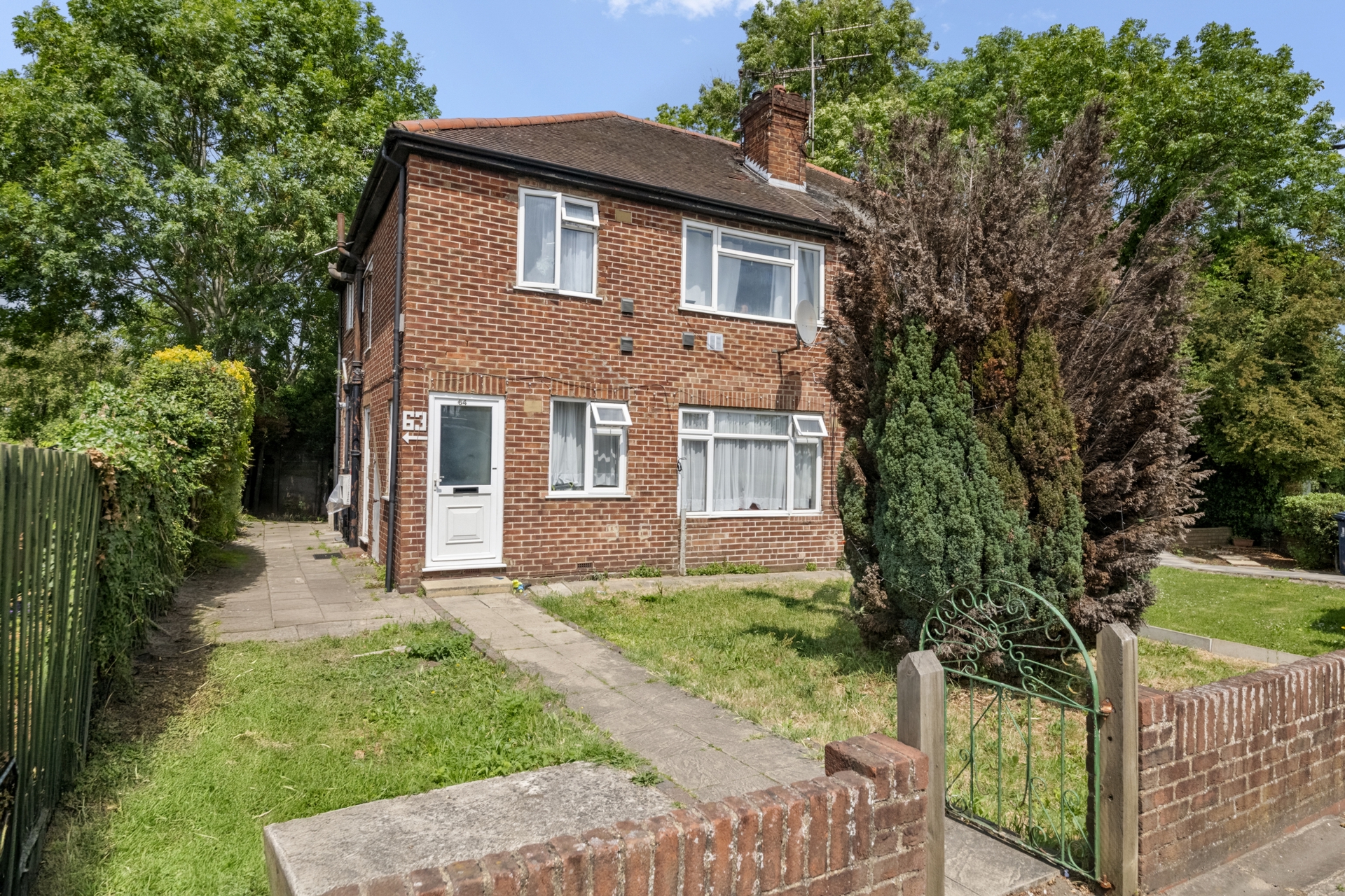 Welland Gardens Western Avenue Perivale UB6