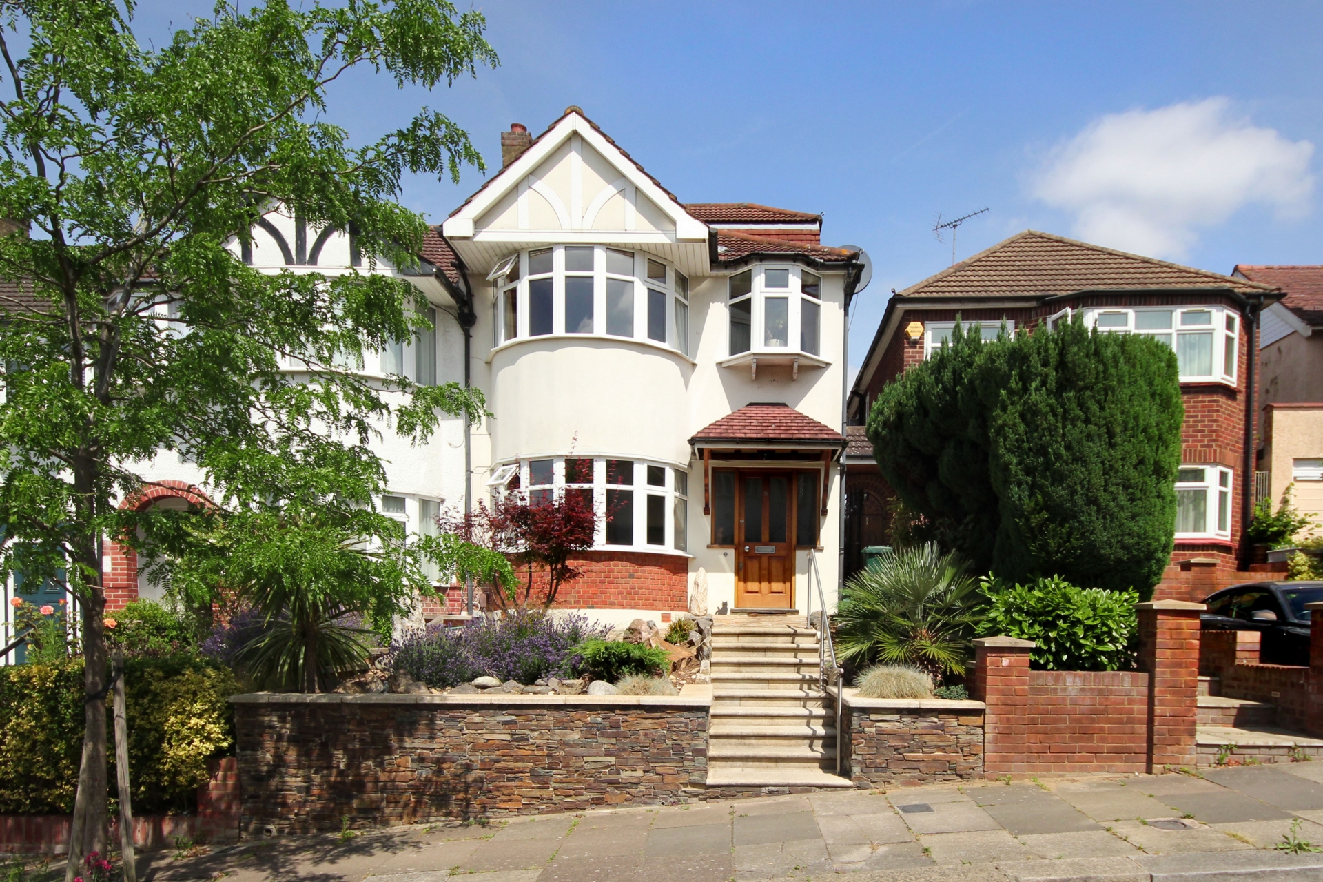 Highland Avenue Hanwell London W7