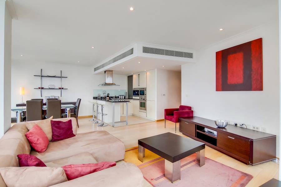 Similar Property: Apartment in Canary Wharf