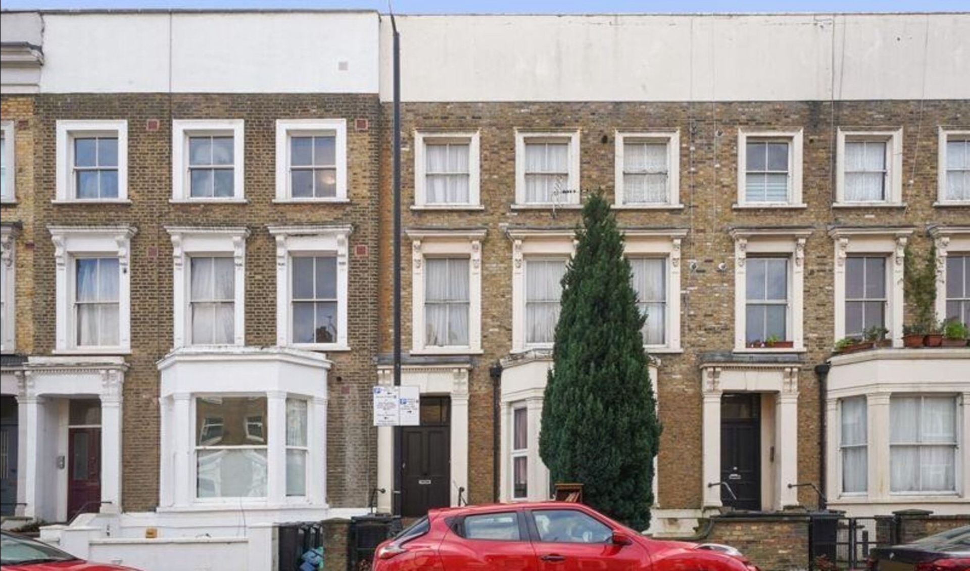 Similar Property: Apartment in Hackney