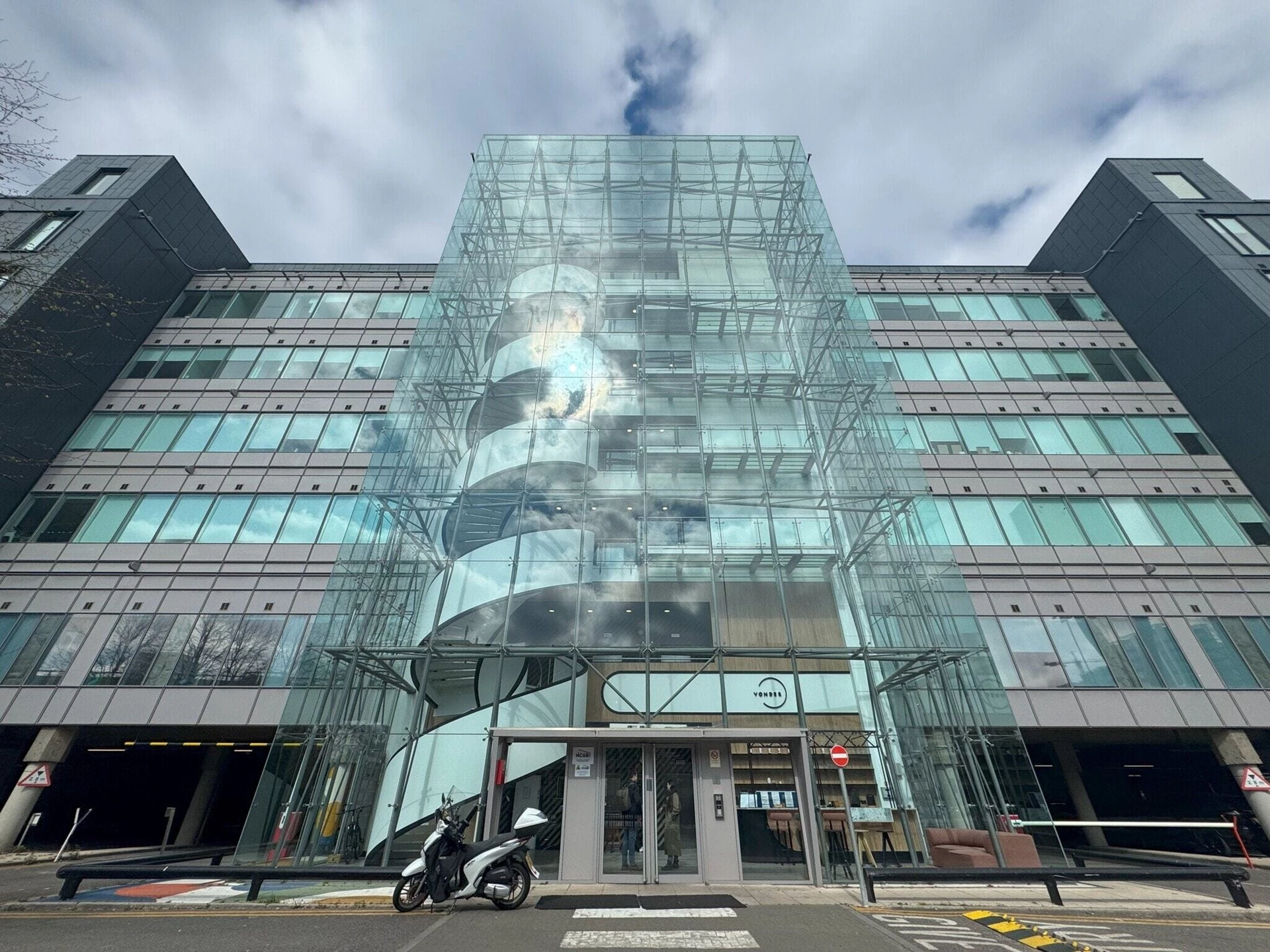 Similar Property: Apartment in Brentford