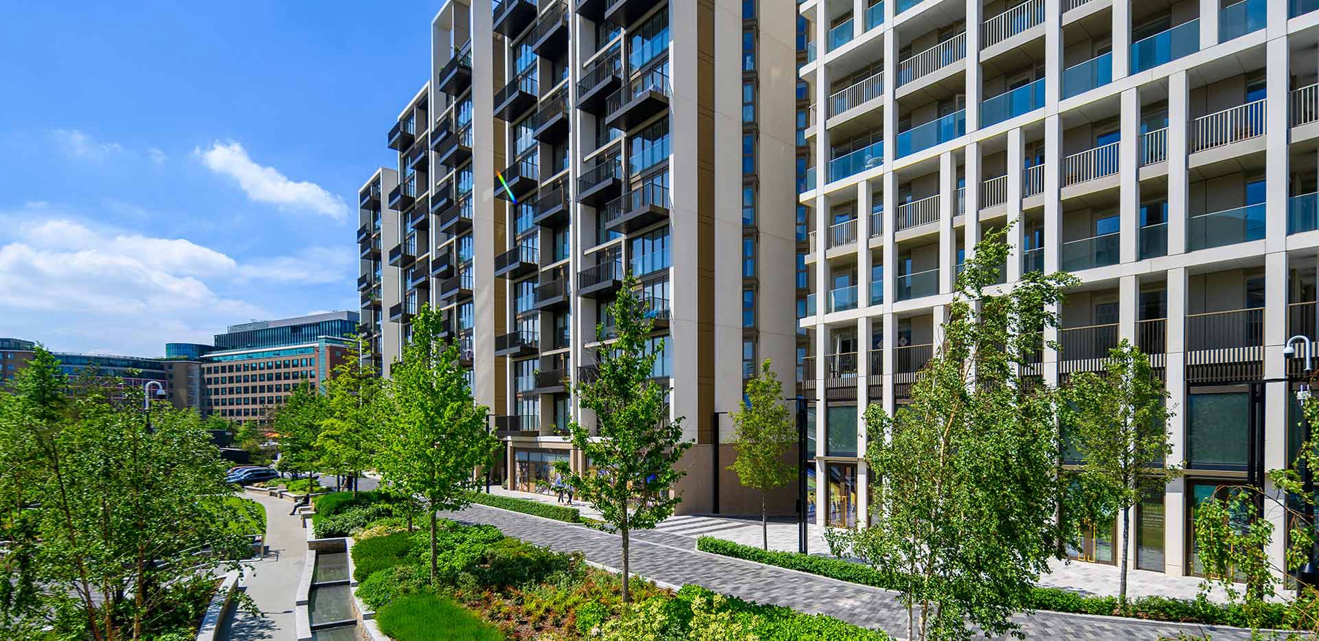 Similar Property: Apartment in White City