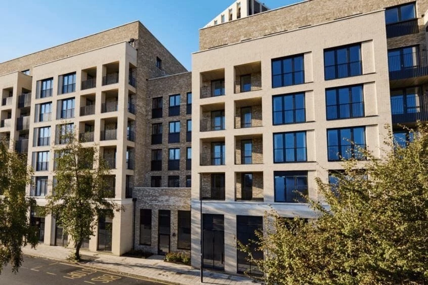 Similar Property: Apartment in Brixton