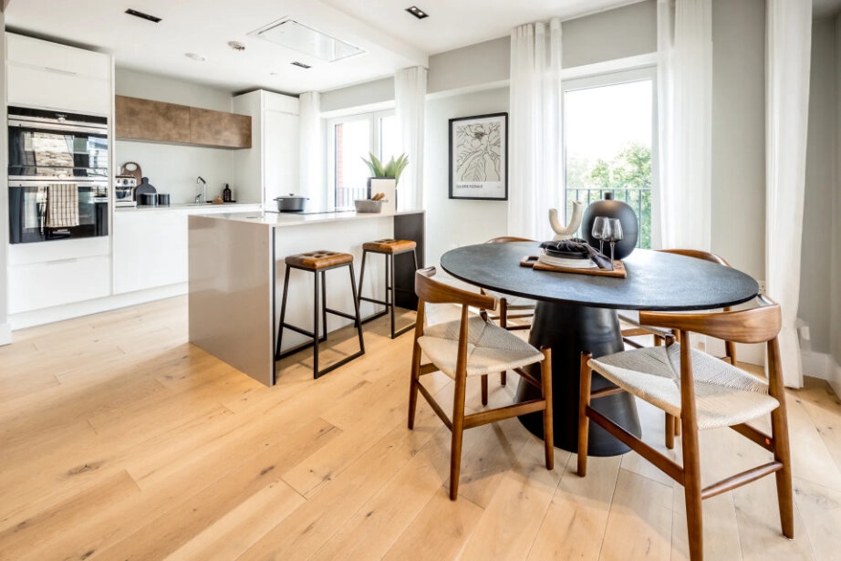 Similar Property: Apartment in Vauxhall