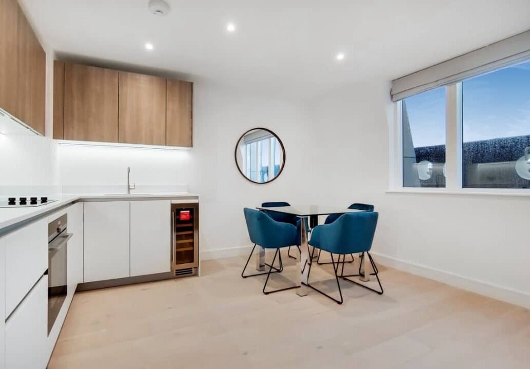Similar Property: Apartment in Kensington