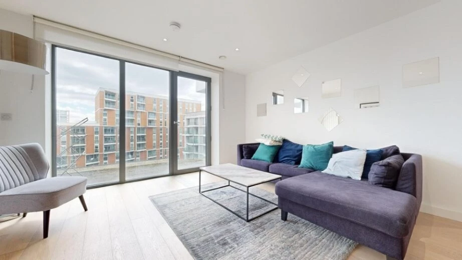 Similar Property: Apartment in Royal Docks