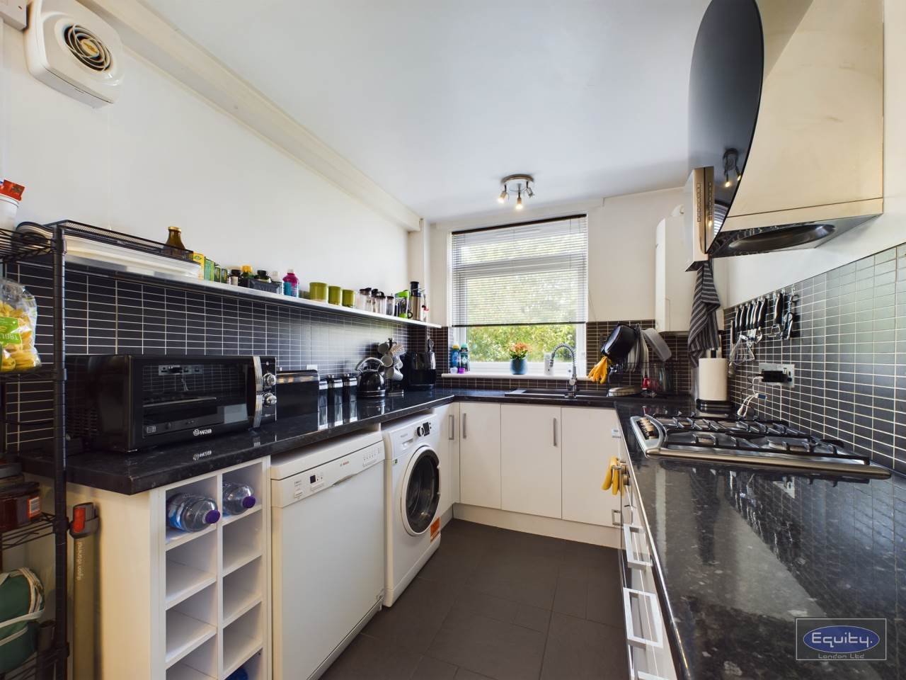 Kitchen (2)