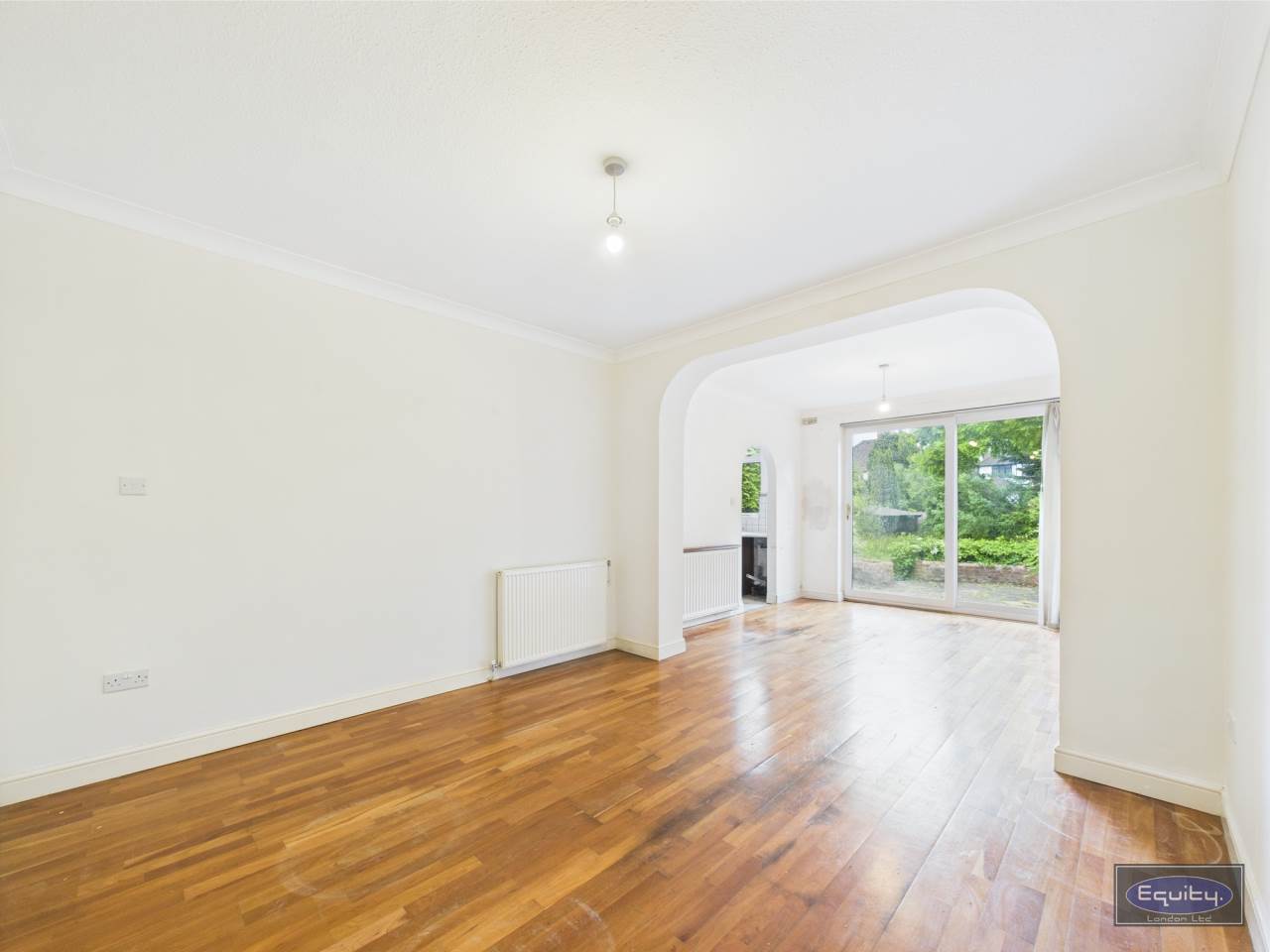 Living room 3