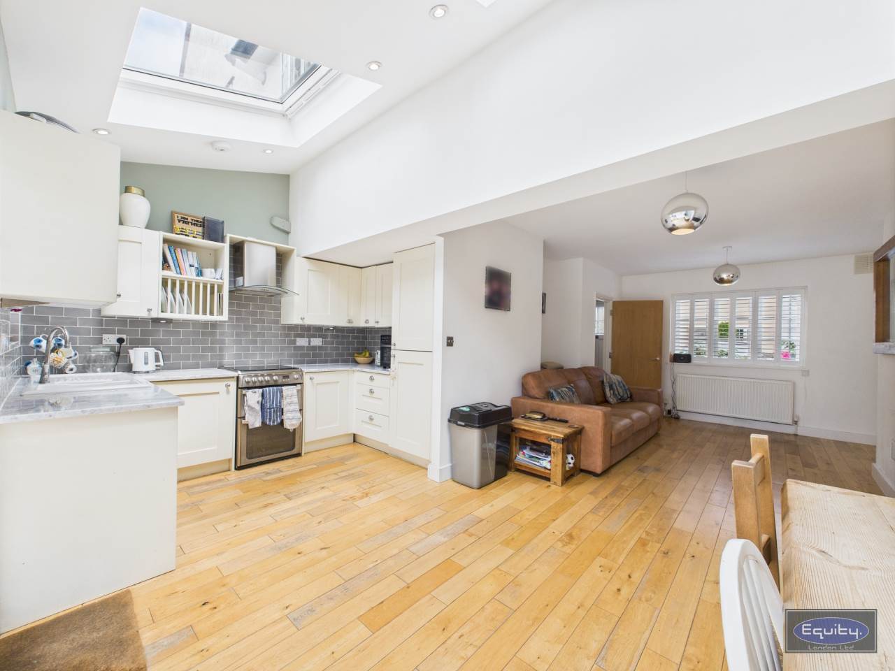 Living room 2