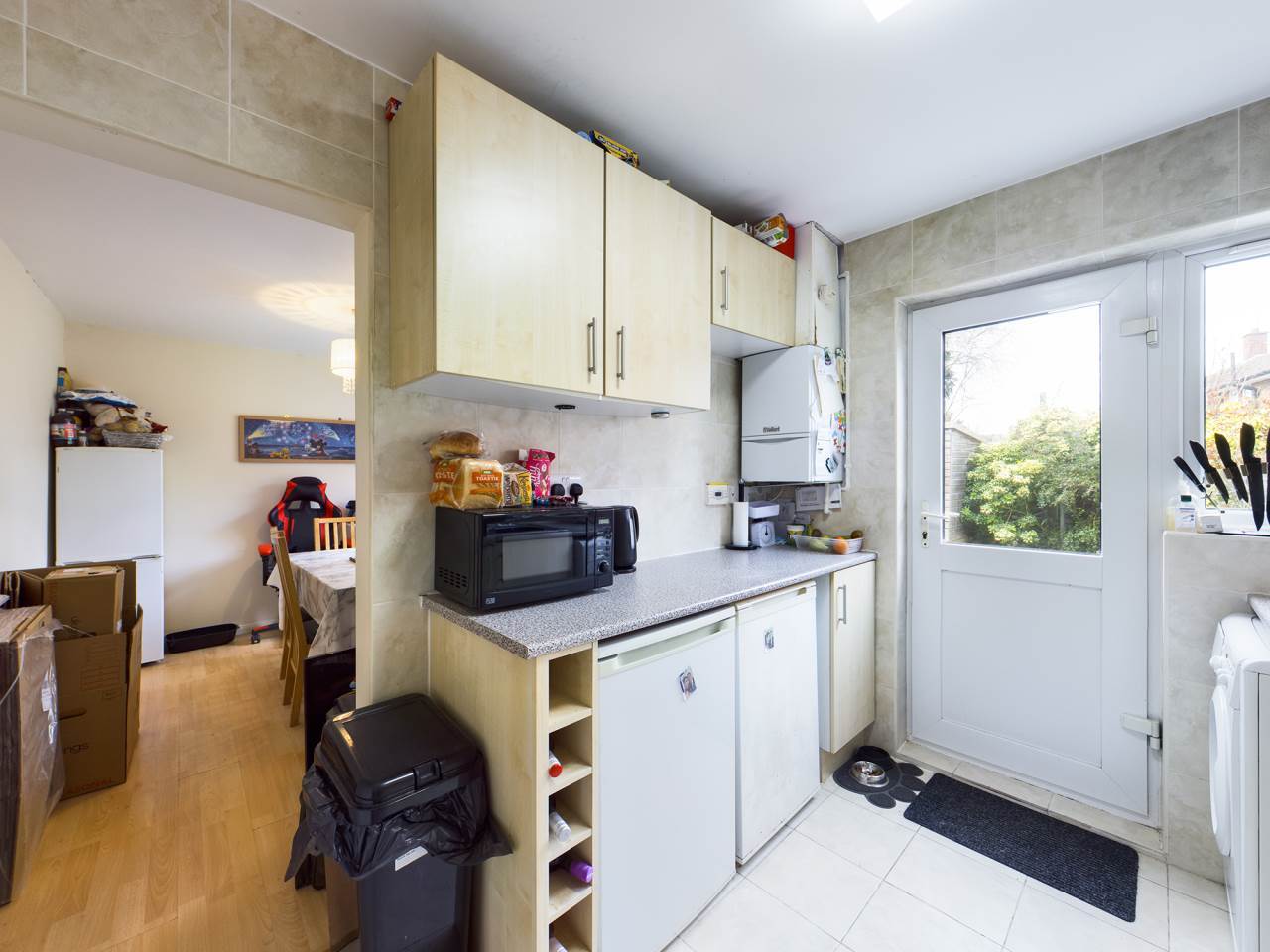 Kitchen (2)