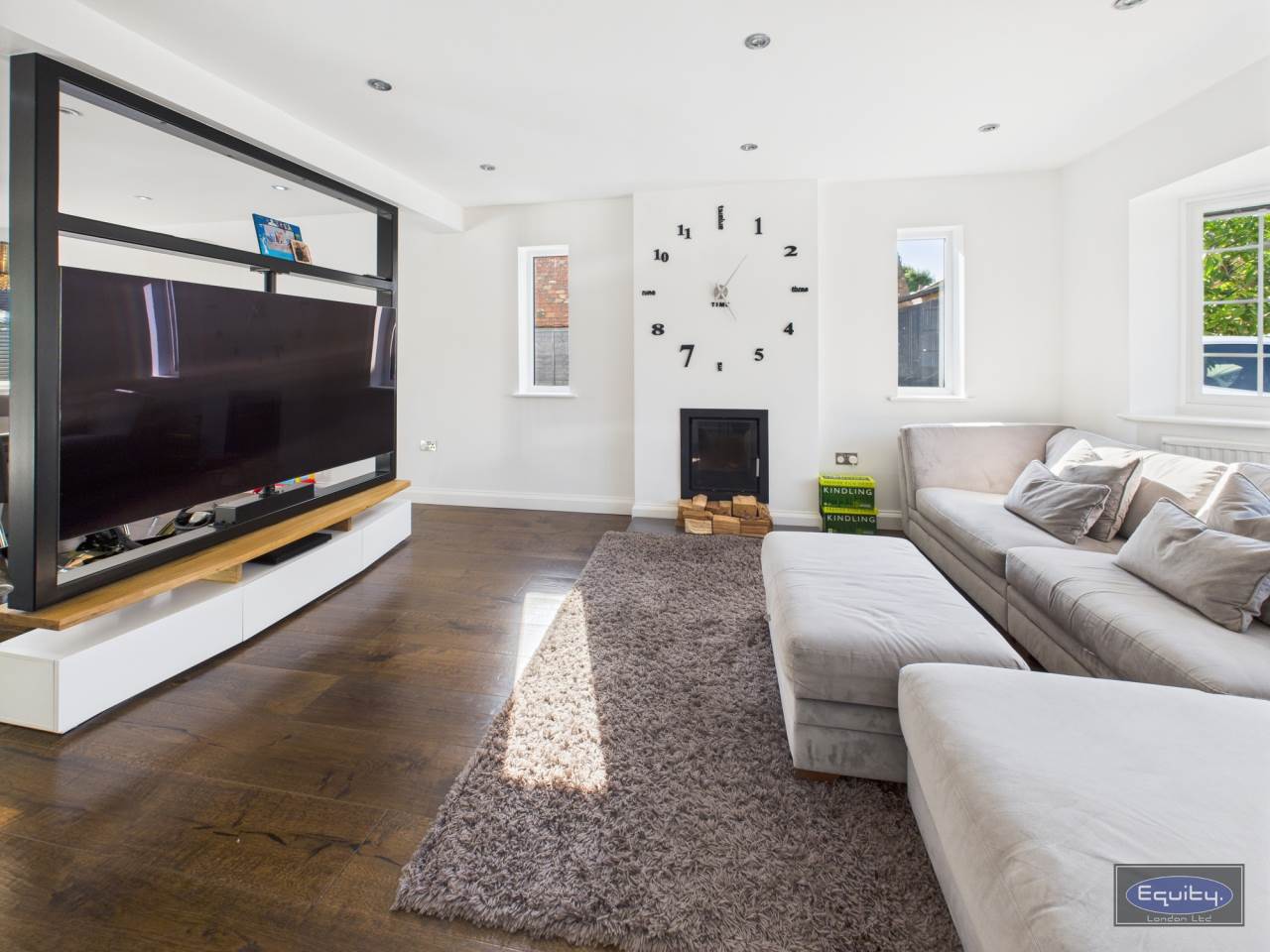 Living room 2