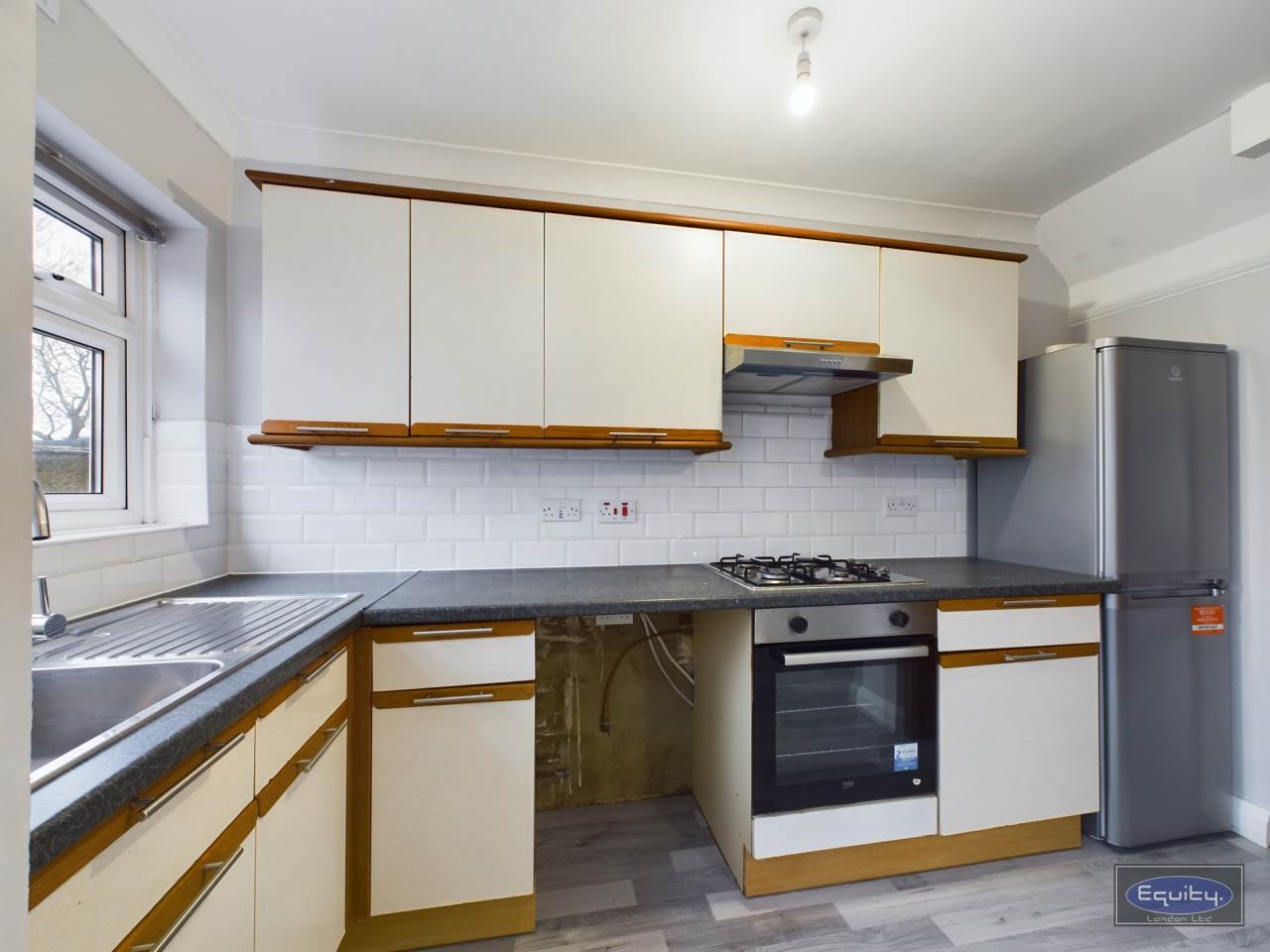 Kitchen (2)