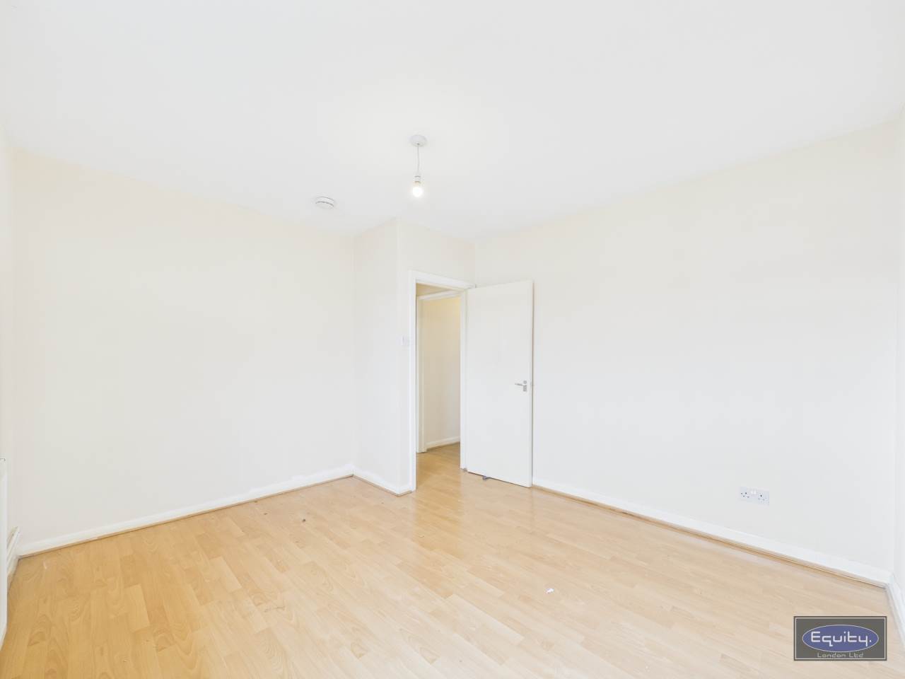 Bedroom One (4)