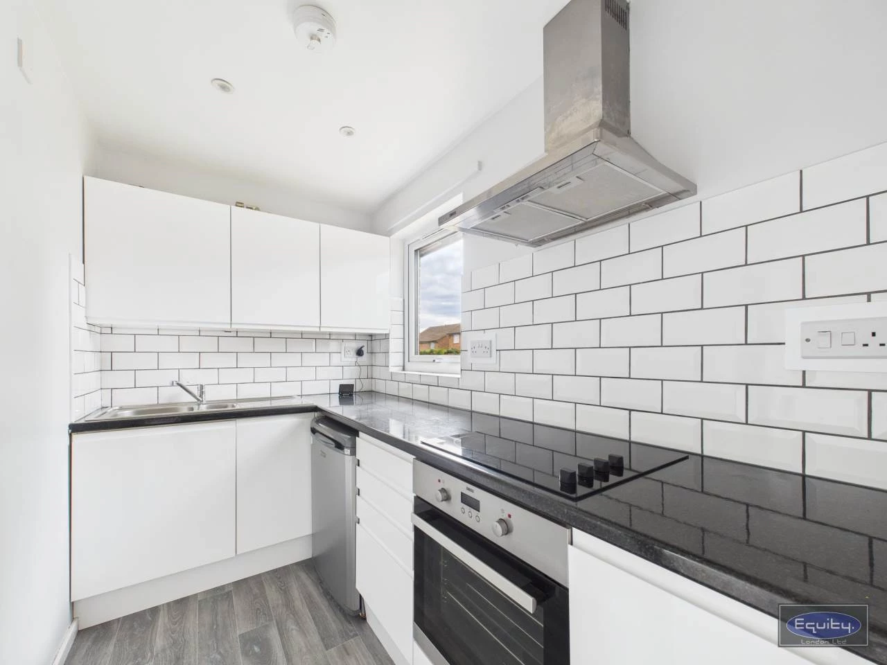 Wyatt Road Crayford DA1 4SP DA1