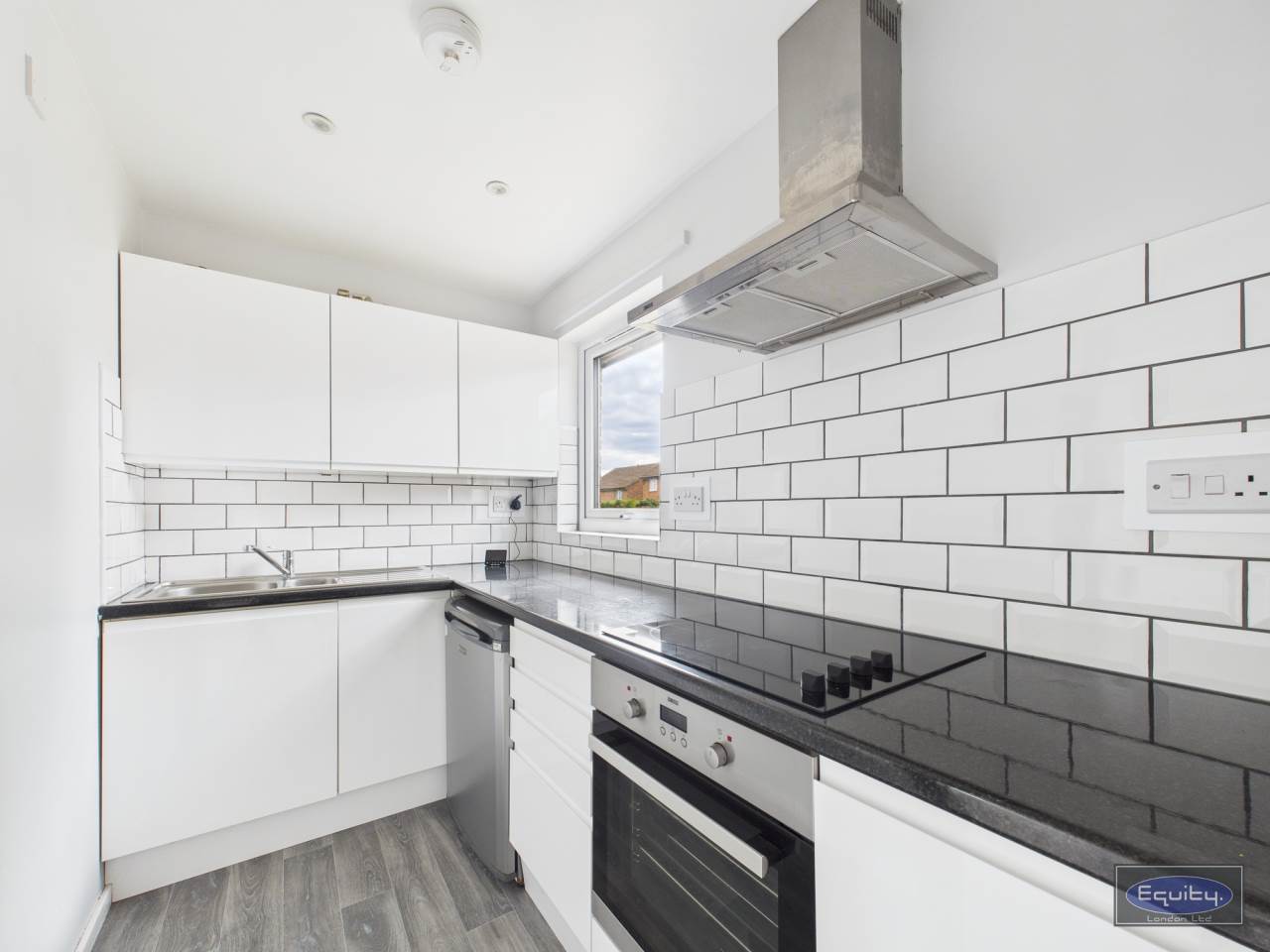 Wyatt Road Crayford DA1 4SP DA1