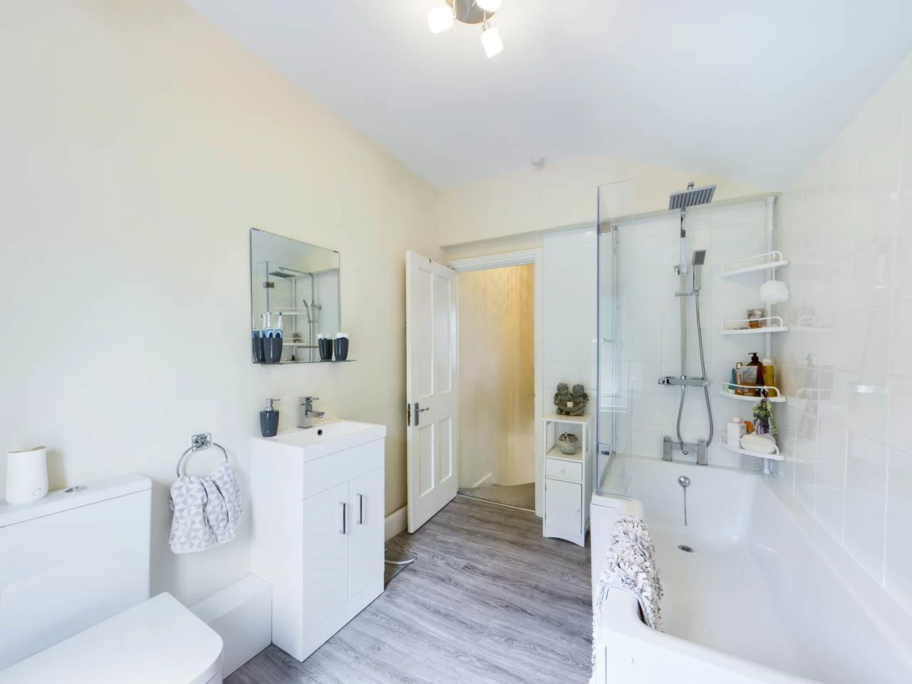 Bathroom (2)