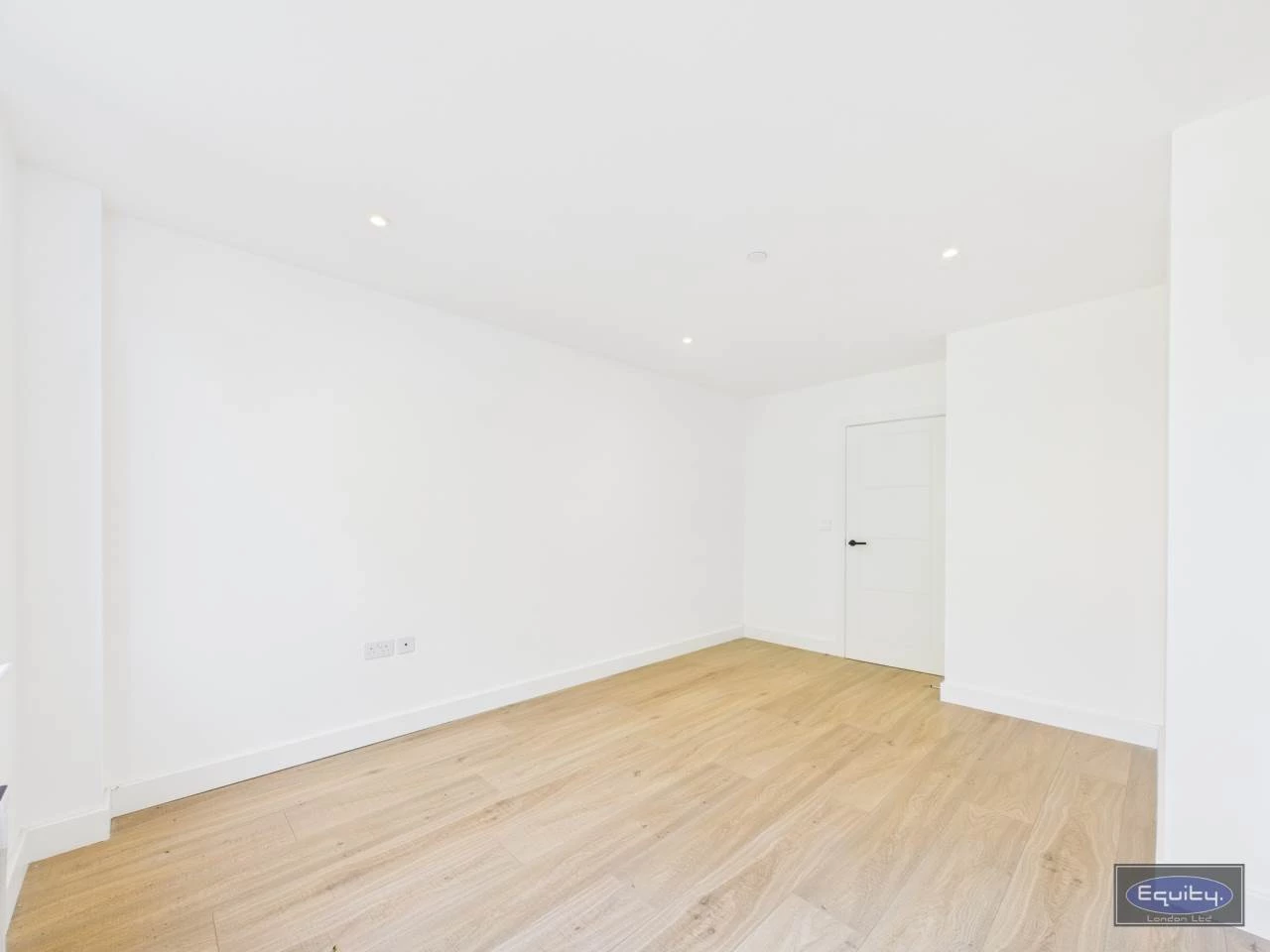Bedroom One (4)