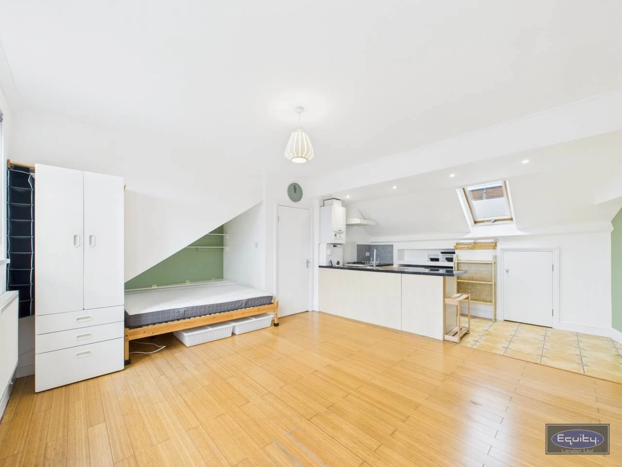 Living Room (2)
