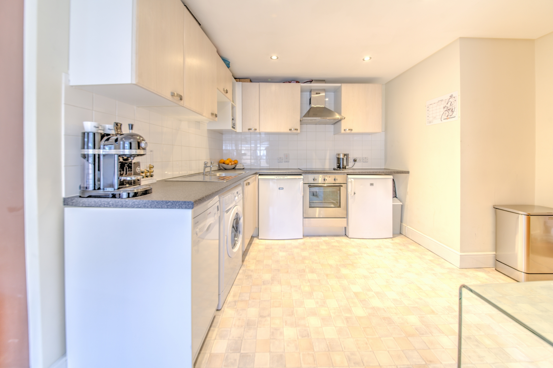 Property For Sale , Hampton Wick, KT1 1 Bedroom Flat through Estate
