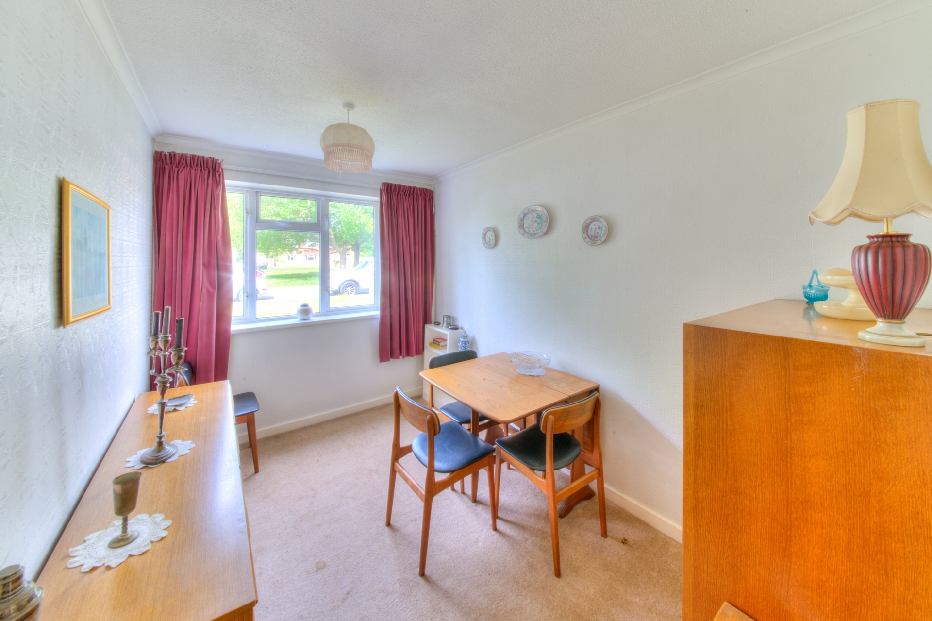 Property For Sale Catherine Drive, Sunbury, TW16 2 Bedroom