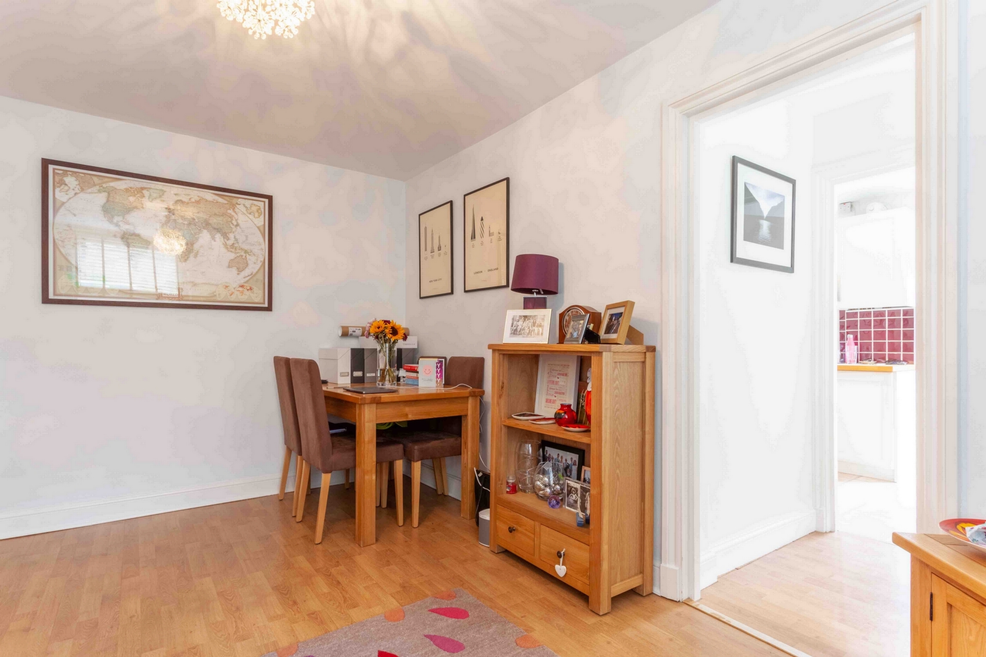 Property For Sale Road, Hampton Wick, KT1 1 Bedroom Flat