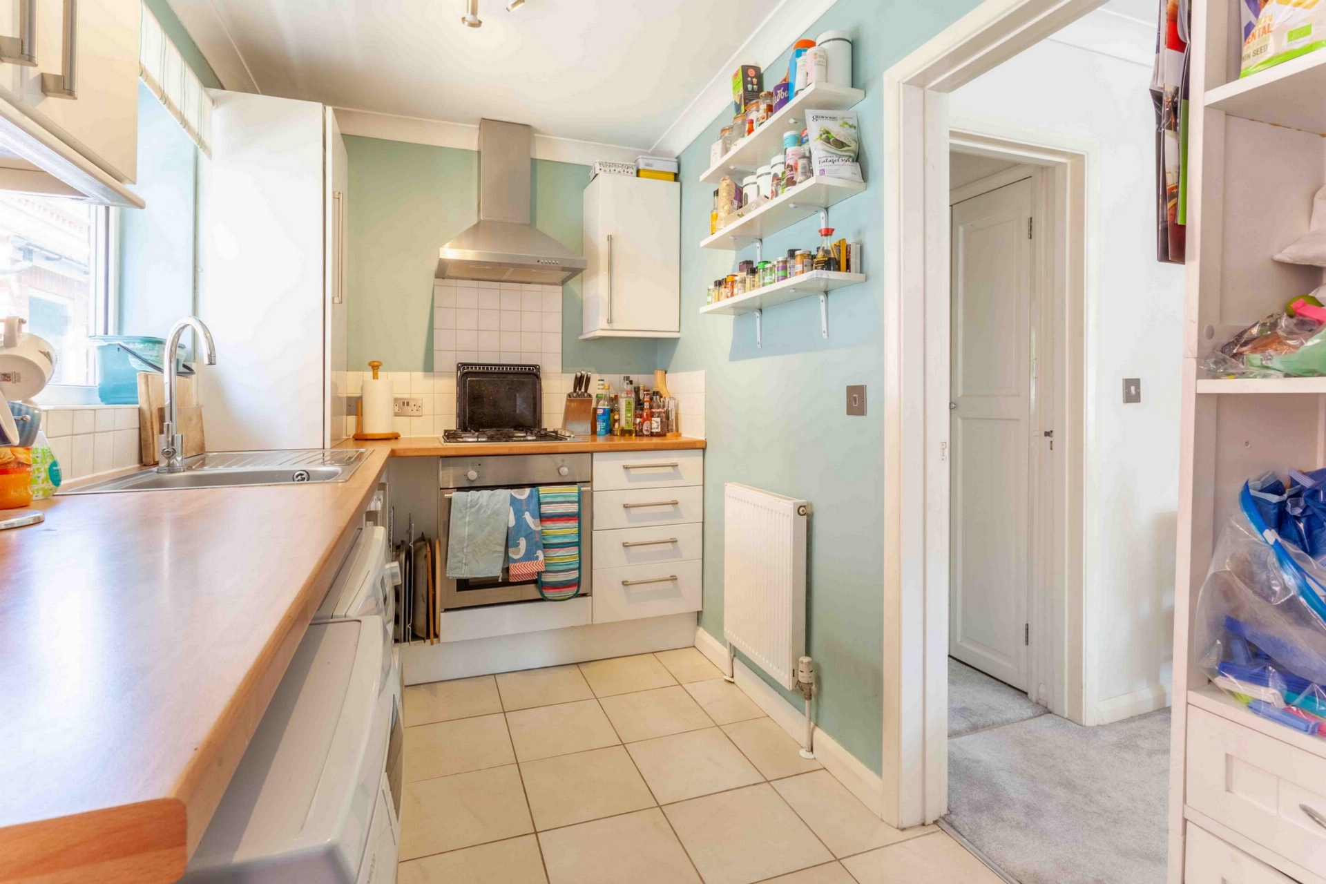 Property For Sale Vicarage Road, Hampton Wick, KT1 2 Bedroom Flat