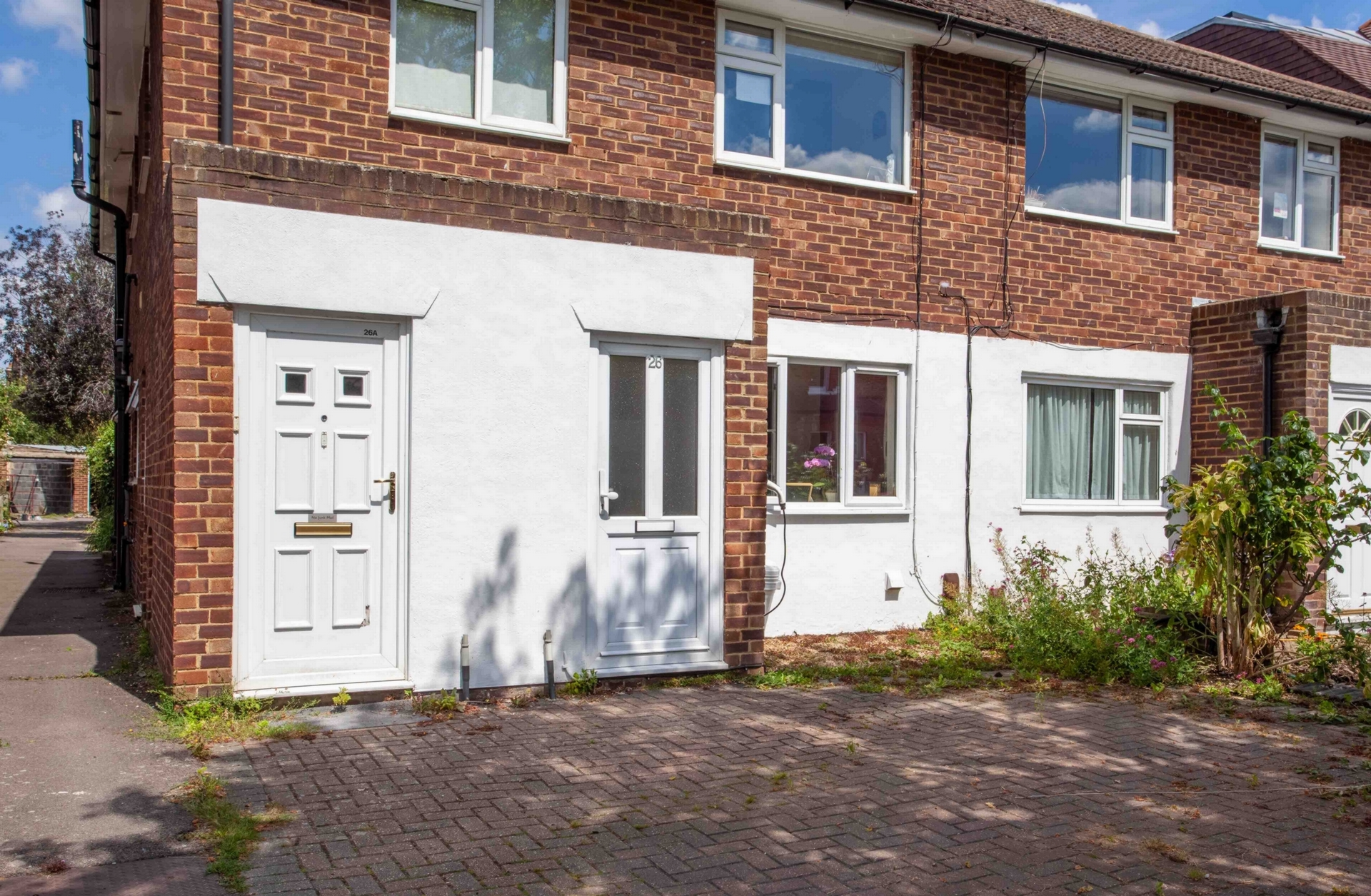 Property For Sale Vicarage Road, Hampton Wick, KT1 2 Bedroom Flat