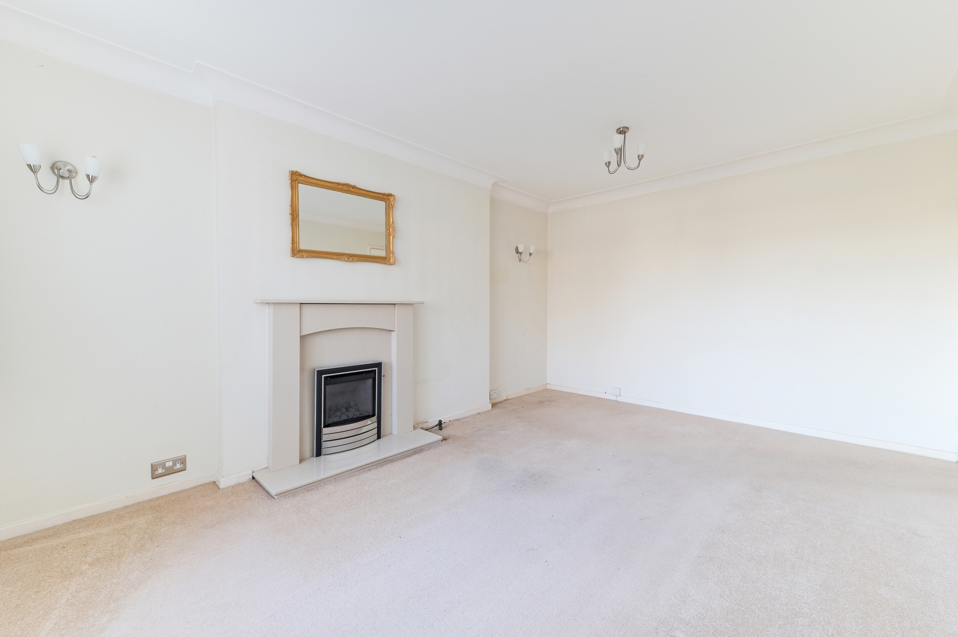 Property For Sale Orchard Avenue, Thames Ditton, KT7 2 Bedroom