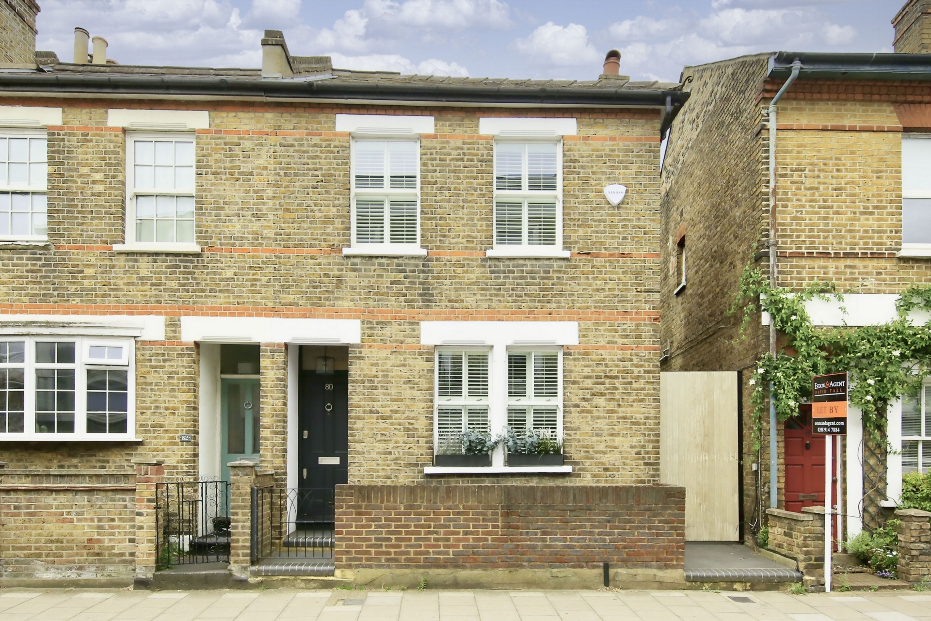 Property photo: Hampton Wick, Kingston Upon Thames, KT1