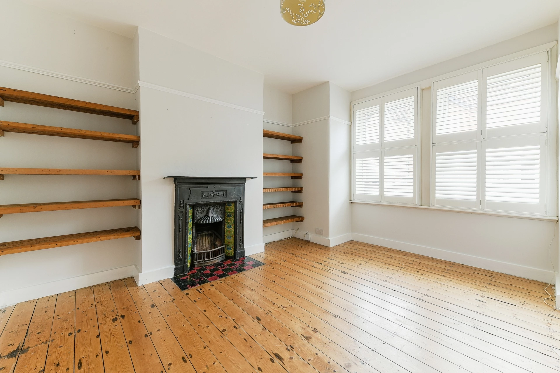 College Road Colliers Wood London SW19
