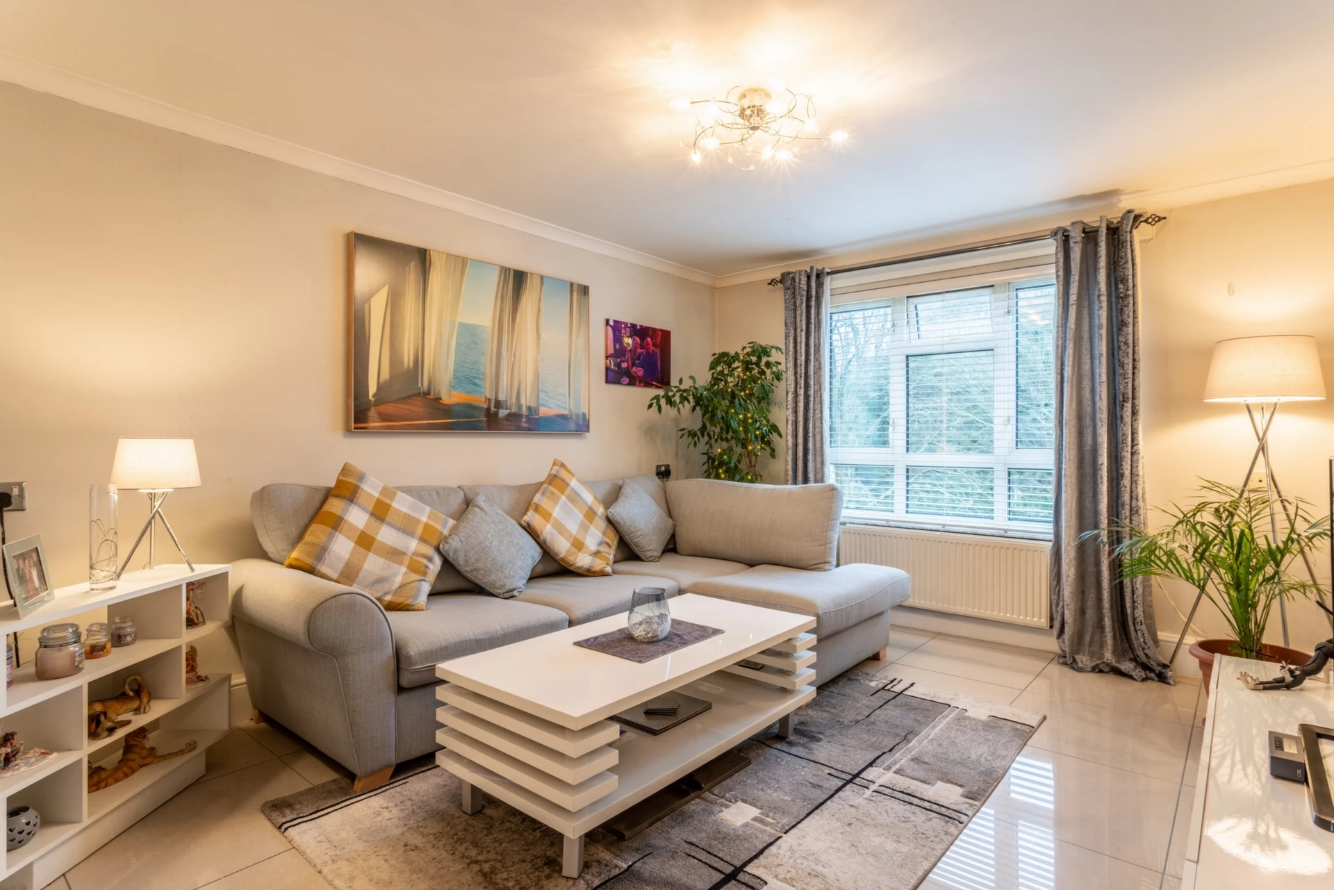 Woffington Close Hampton Wick Kingston Upon Thames KT1
