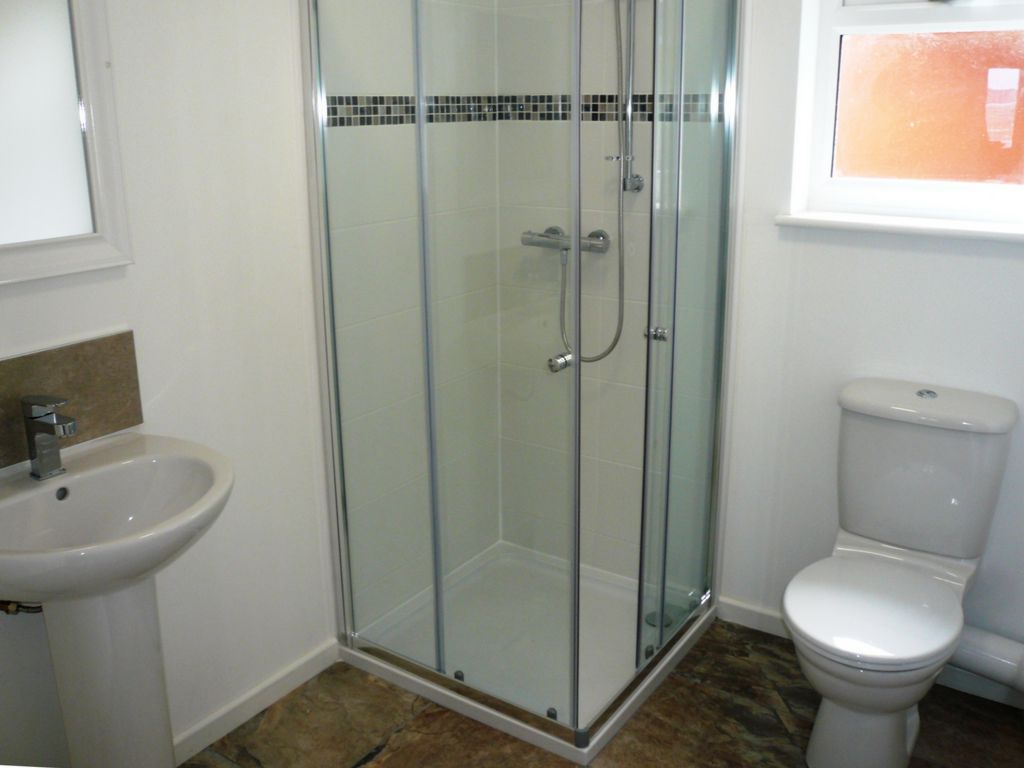 Property To Rent Chapel Street, Redruth, TR15 2 Bedroom Flat through