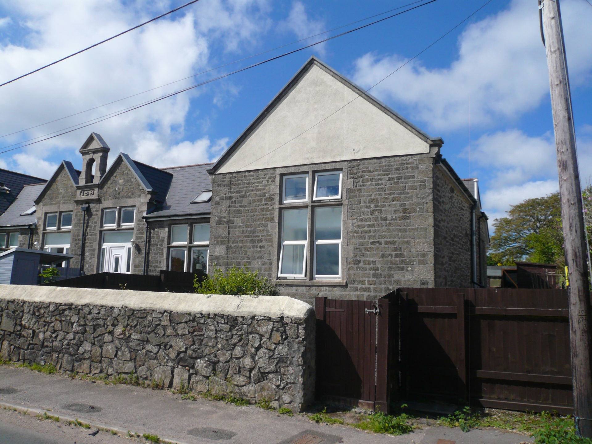 Property For Sale Piece, Carnkie, TR16 2 Bedroom House through