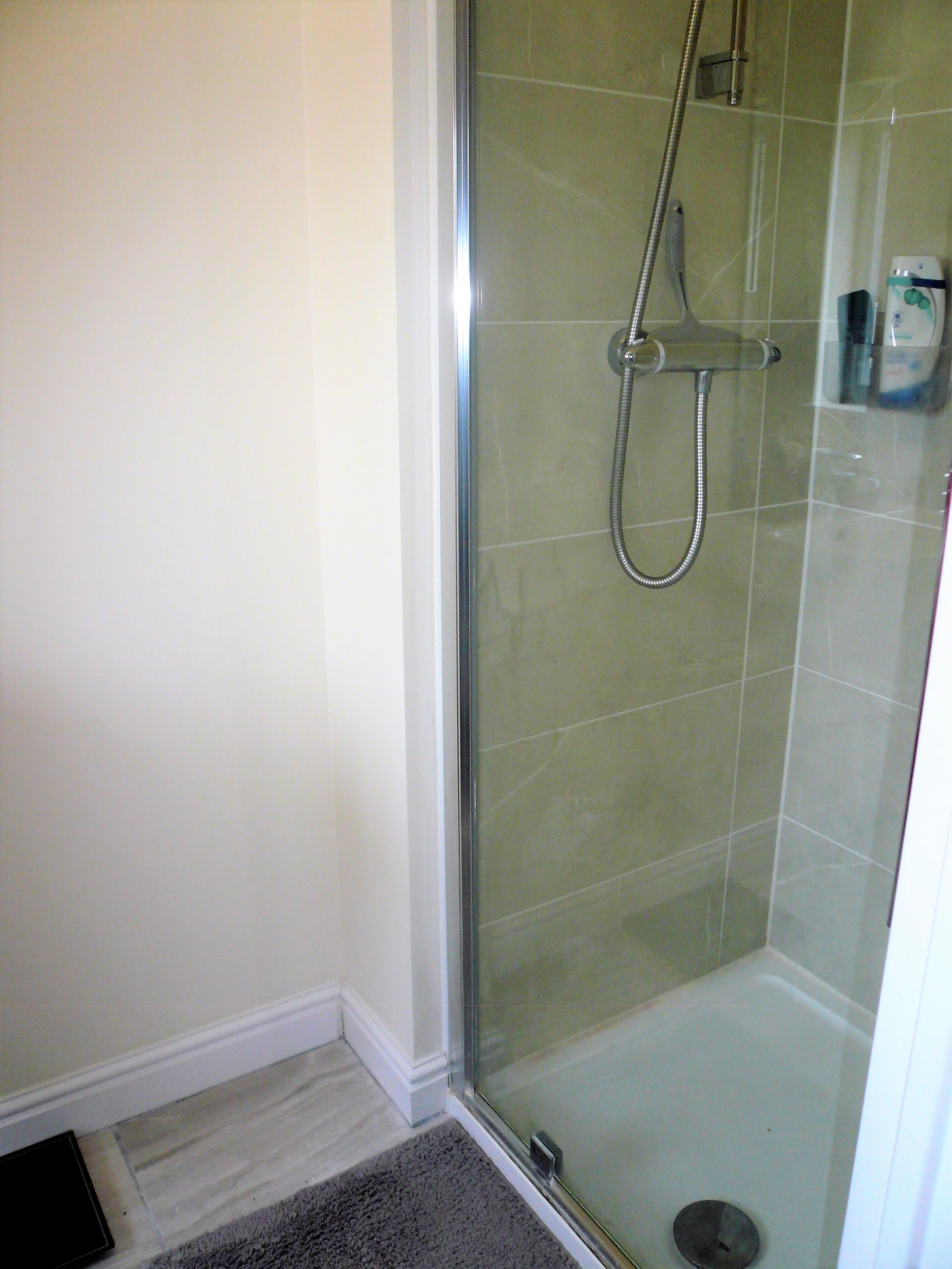 Ensuite Shower Rm