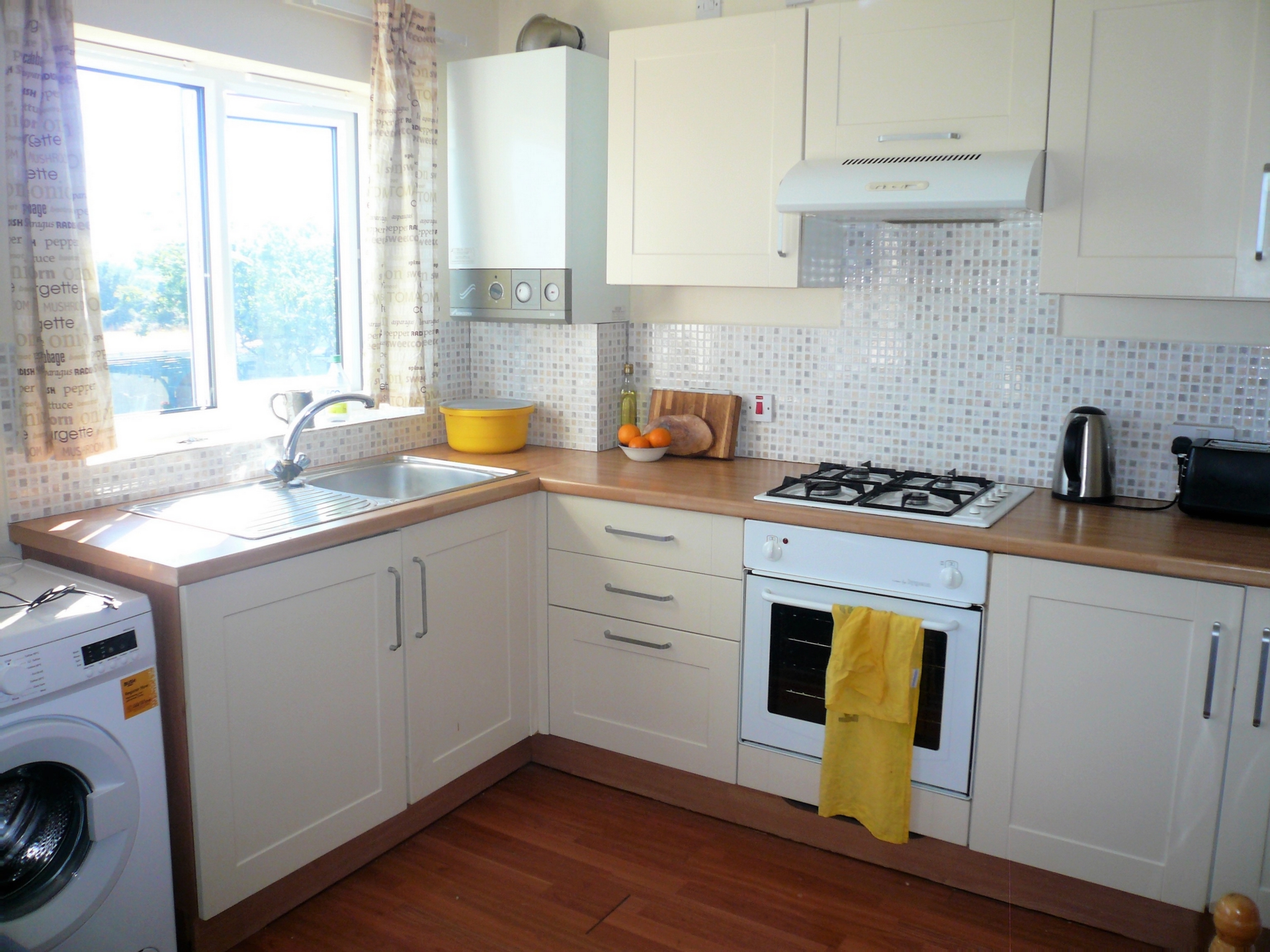 Property To Rent , Higher Broad Lane, Illogan, TR15 2 Bedroom Flat