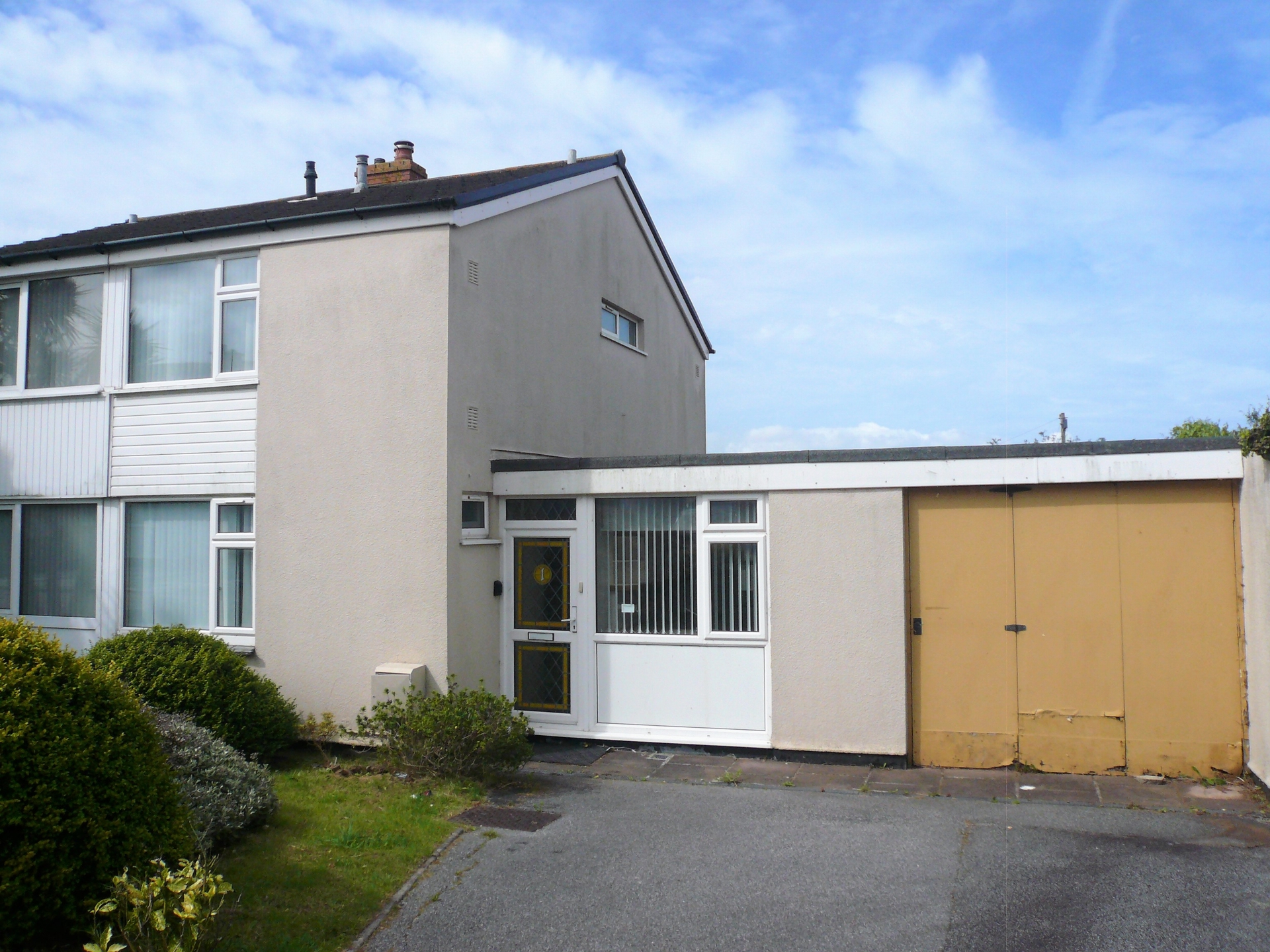 Sold STC Castle View Close