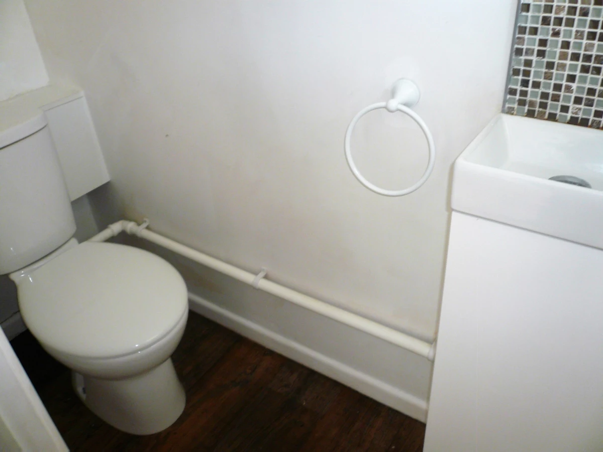 Cloakroom/WC