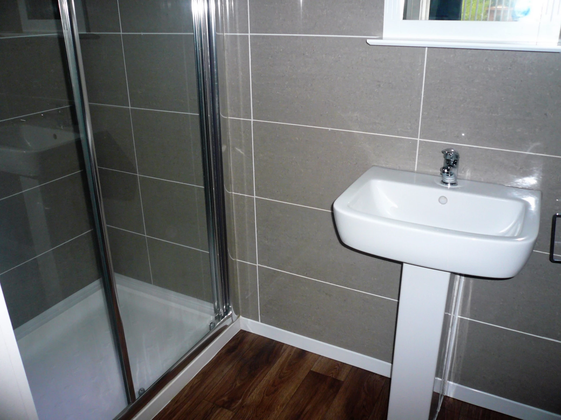 Ensuite Shower/WC